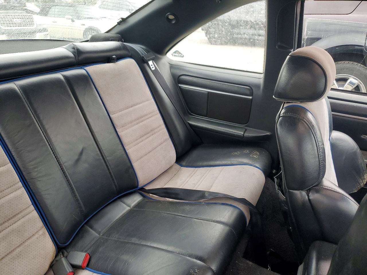 1FAPP64RXLH152661 · 1990 FORD THUNDERBIRD · 10/12