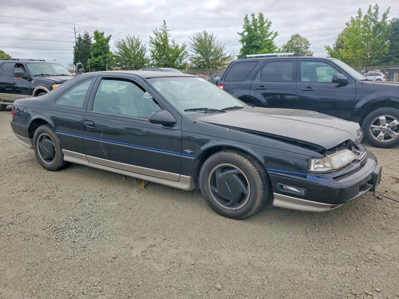 1FAPP64RXLH152661 · 1990 FORD THUNDERBIRD · 4/12