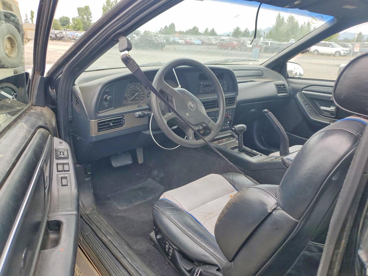 1FAPP64RXLH152661 · 1990 FORD THUNDERBIRD · 8/12