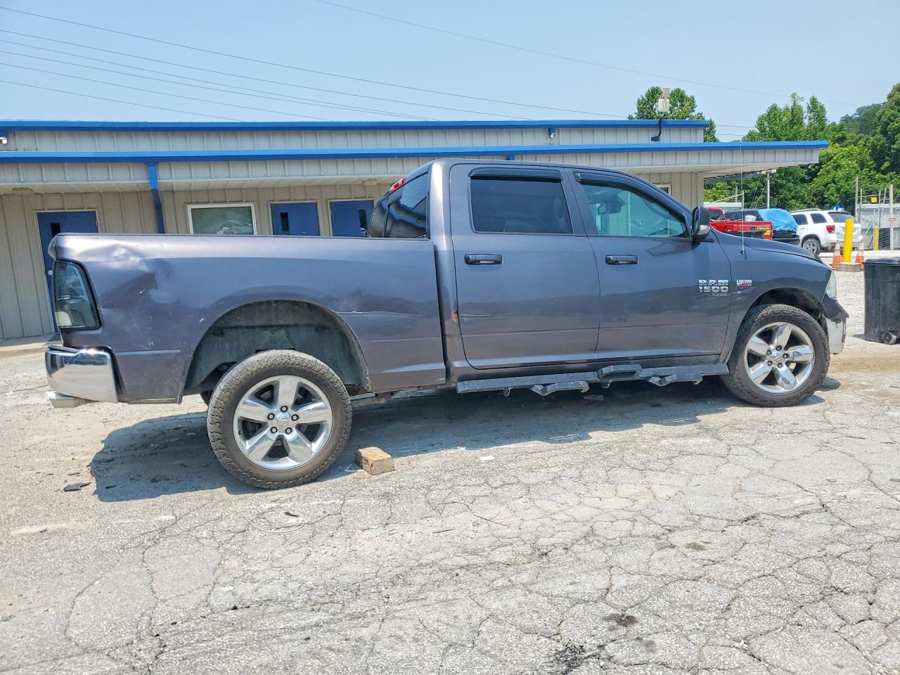 1C6RR7TT7KS596802 · 2019 RAM 1500 CLASSIC · 3/12