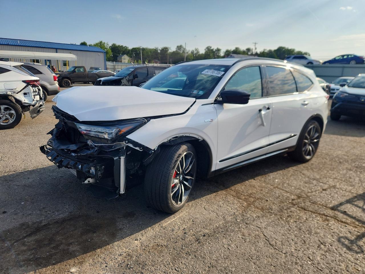 5J8YD8H89RL003606 · 2024 ACURA MDX