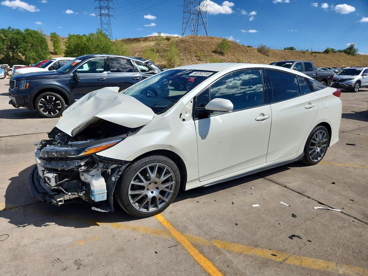 JTDKARFP2H3006150 · 2017 TOYOTA PRIUS PRIME