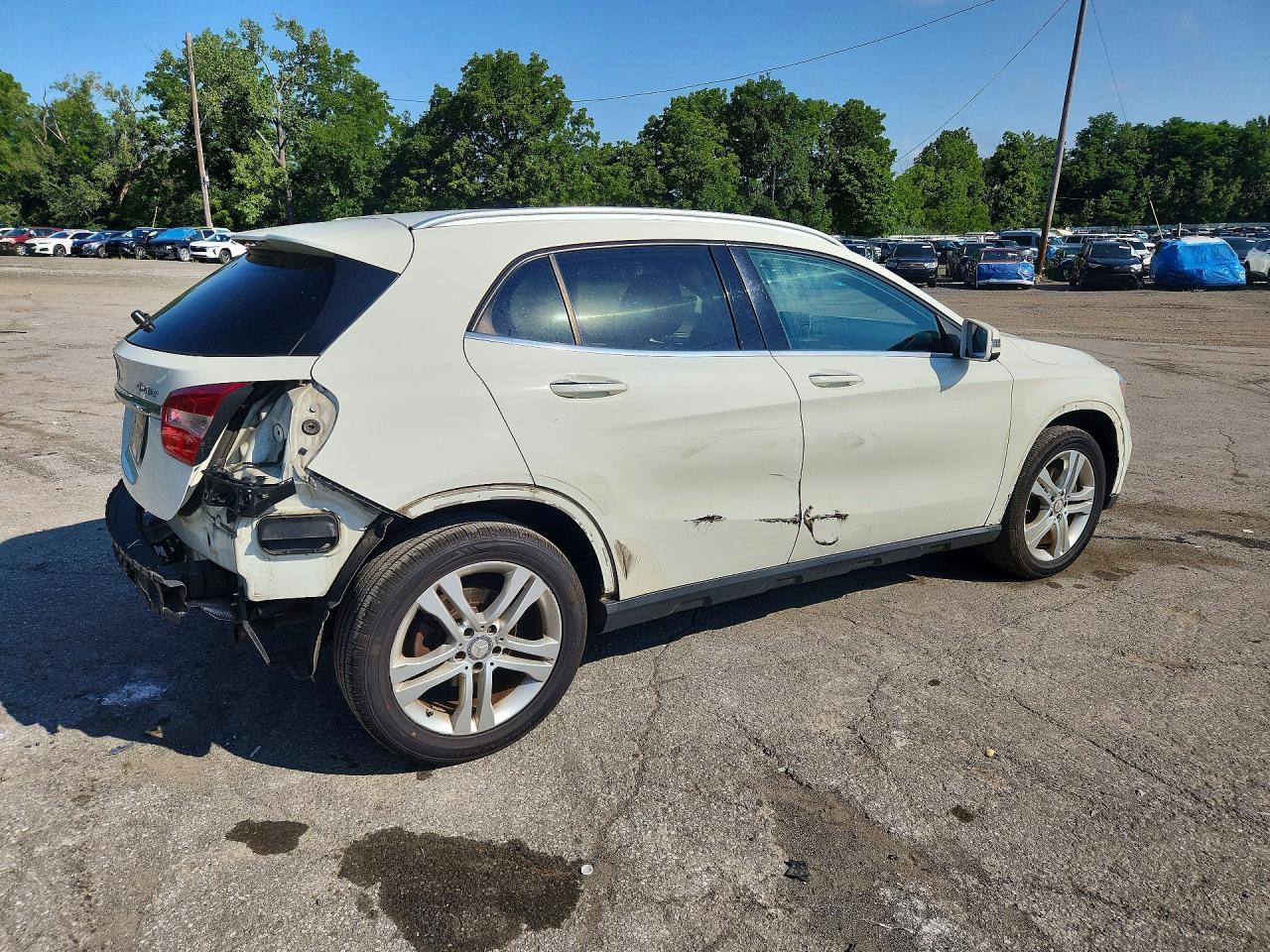 WDCTG4GB4HJ356071 · 2017 MERCEDES-BENZ GLA · 3/14