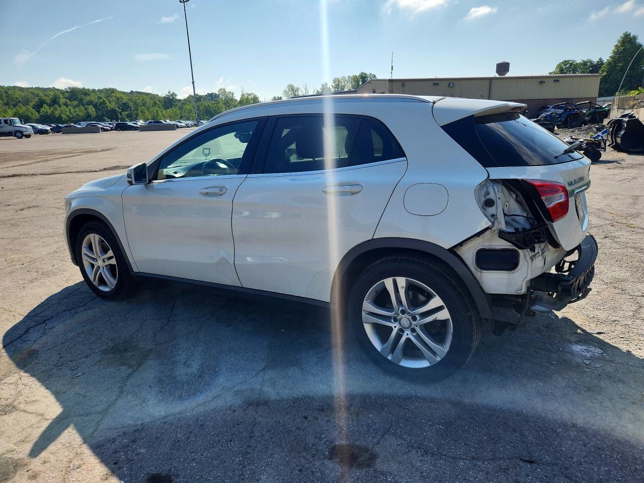 WDCTG4GB4HJ356071 · 2017 MERCEDES-BENZ GLA · 2/14