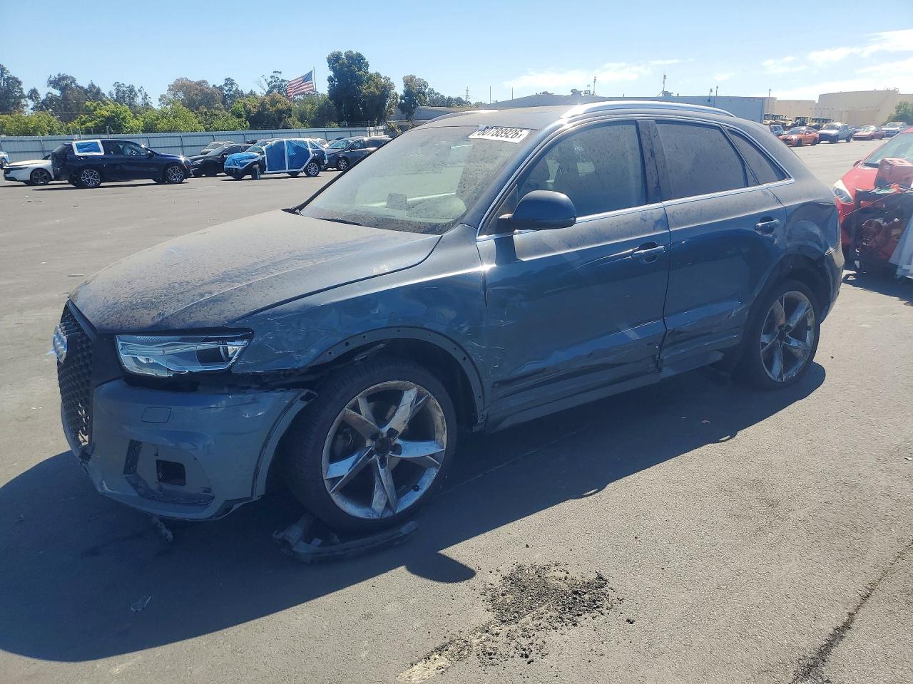 2016 AUDI Q3