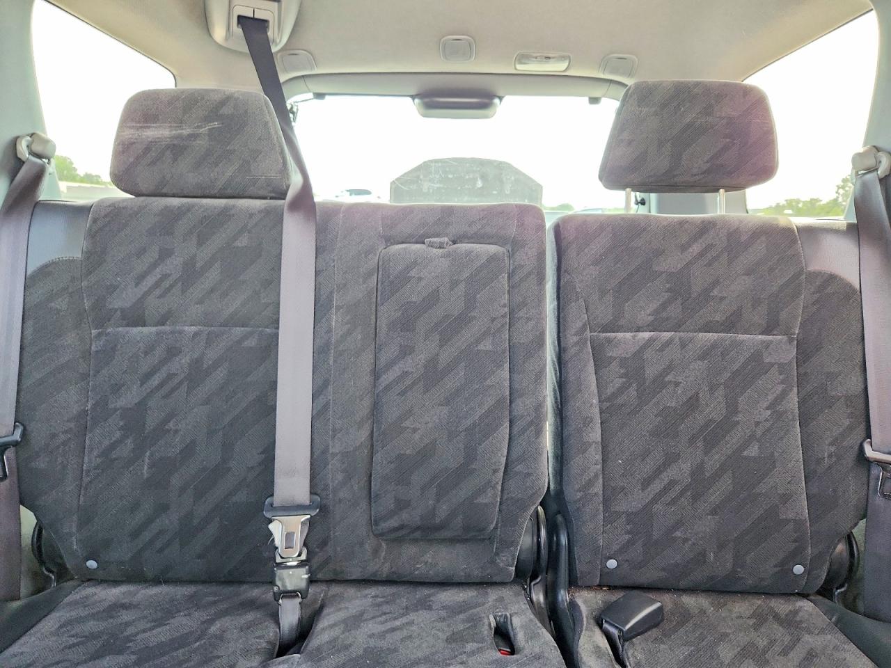 JHLRD788X2C047488 · 2002 HONDA CR-V · 10/13