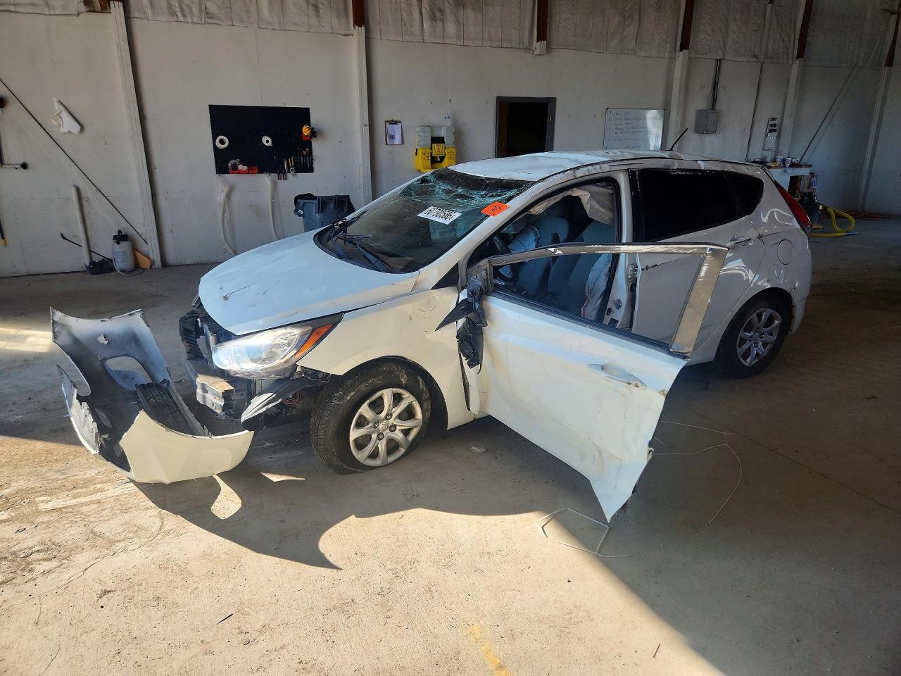 KMHCT5AE7CU015535 · 2012 HYUNDAI ACCENT