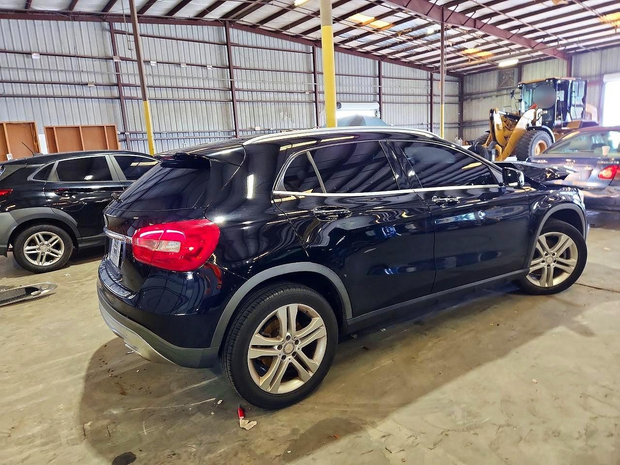 WDCTG4GB0HJ343530 · 2017 MERCEDES-BENZ GLA · 3/13