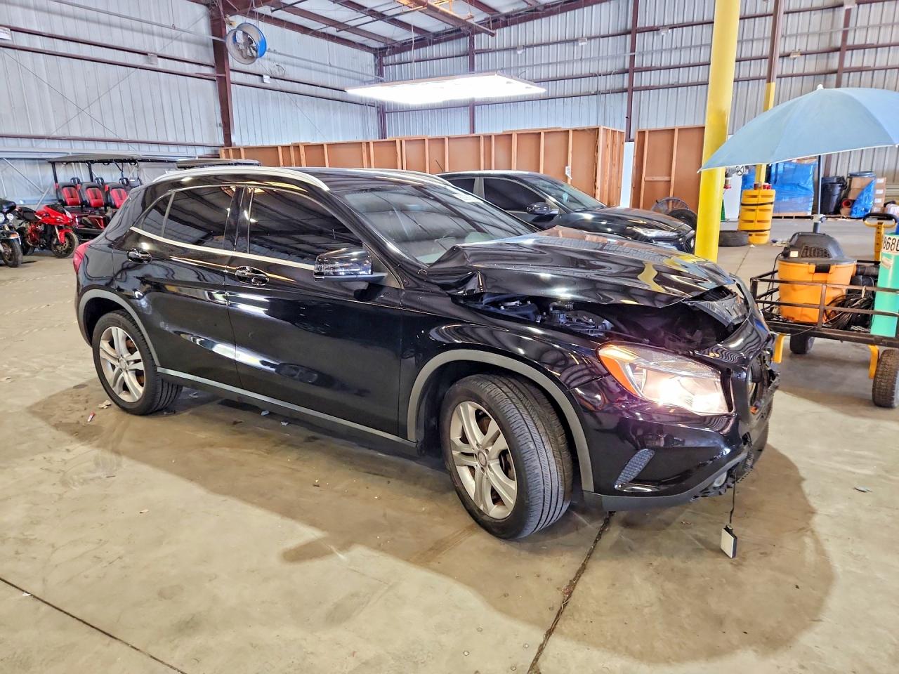 WDCTG4GB0HJ343530 · 2017 MERCEDES-BENZ GLA · 4/13