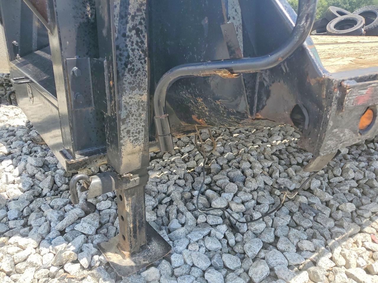 T1006855 · 2018 CUST TANKER TRAILERS · 7/8