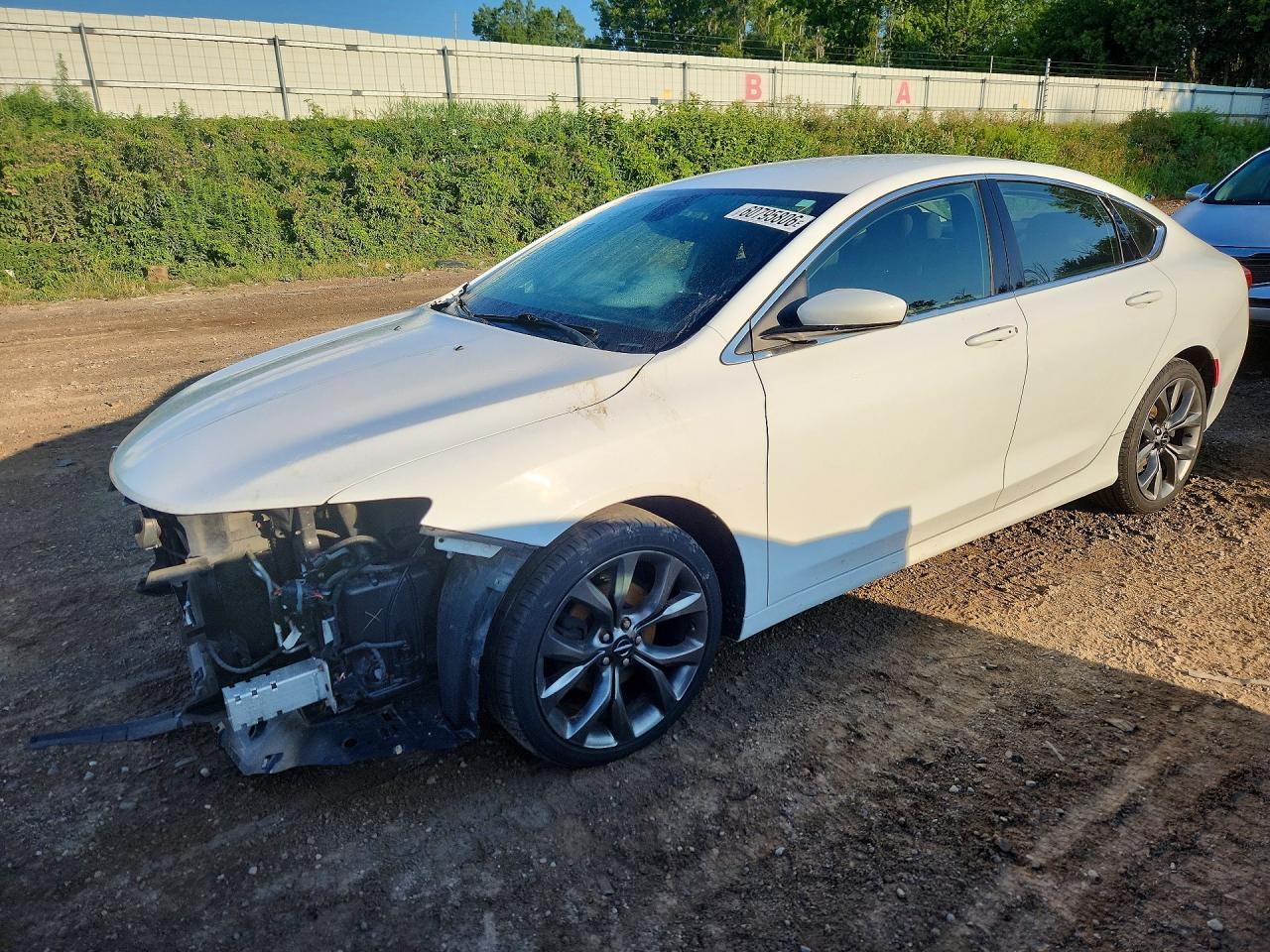 1C3CCCFB9FN622238 · 2015 CHRYSLER 200