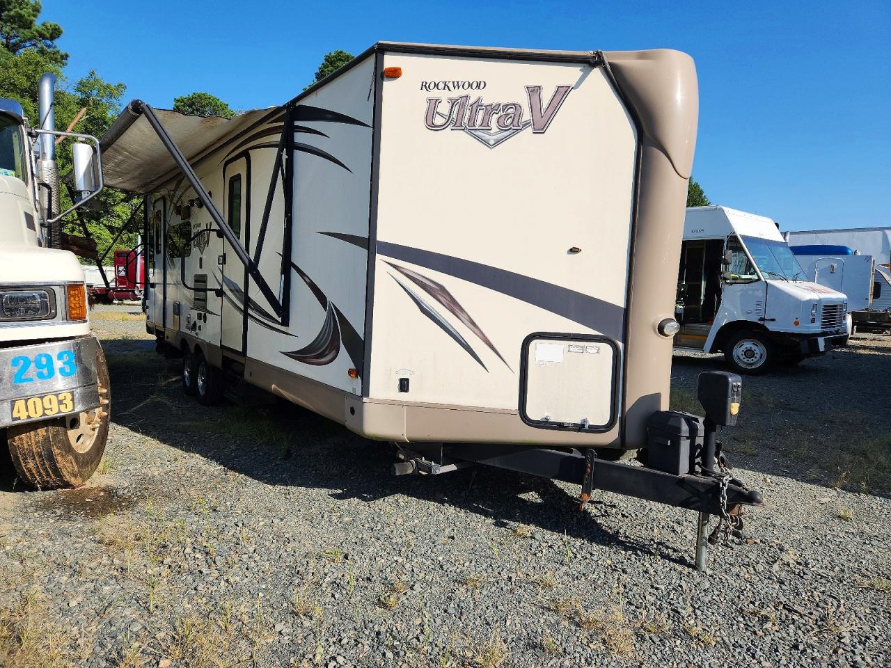 4X4TRLC29FZ137695 · 2015 FOREST RIVER ROCKWOOD ULTRA LIGHT M2650WS