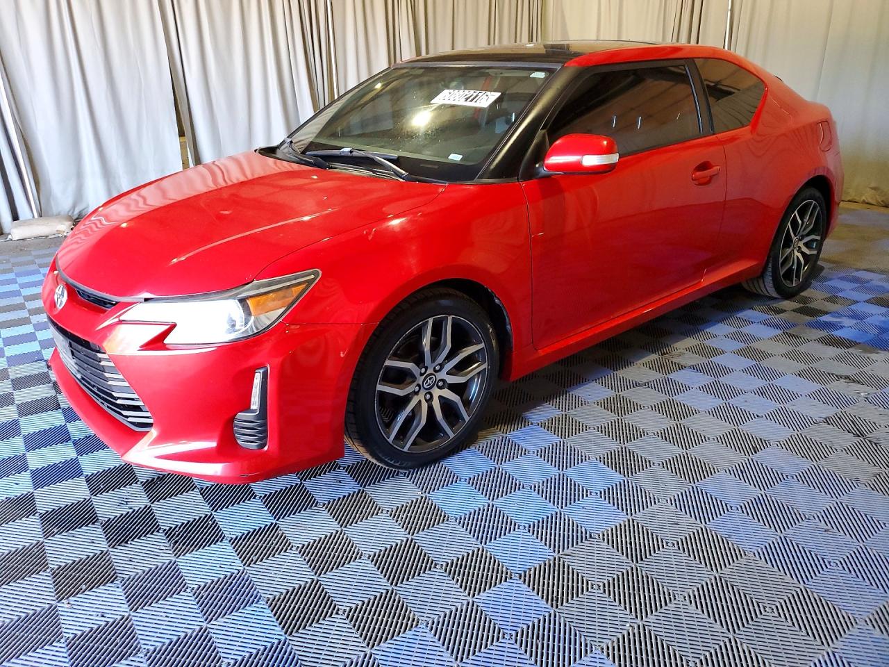 JTKJF5C71GJ016617 · 2016 SCION TC
