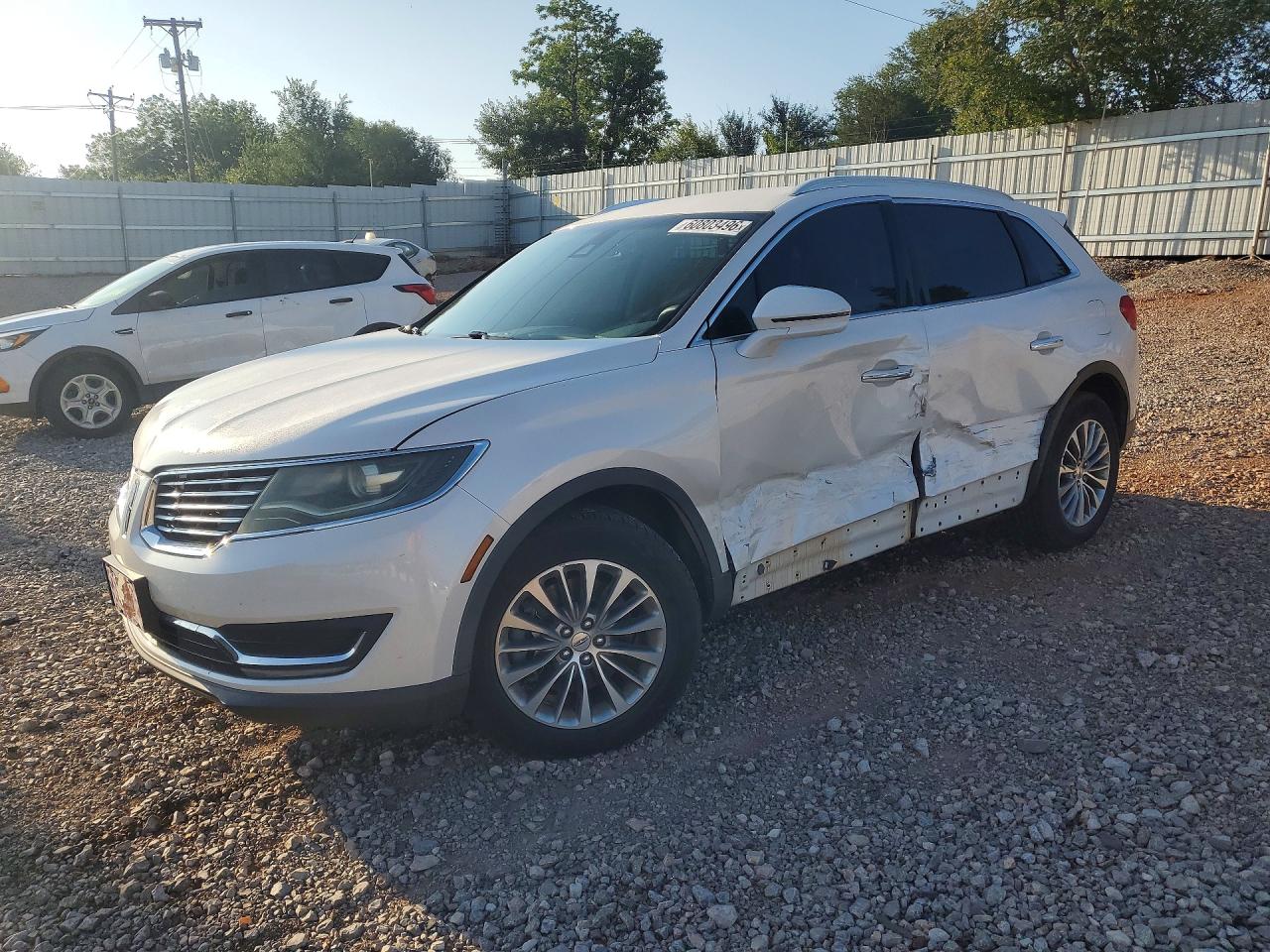 2LMPJ6KR1GBL43788 · 2016 LINCOLN MKX