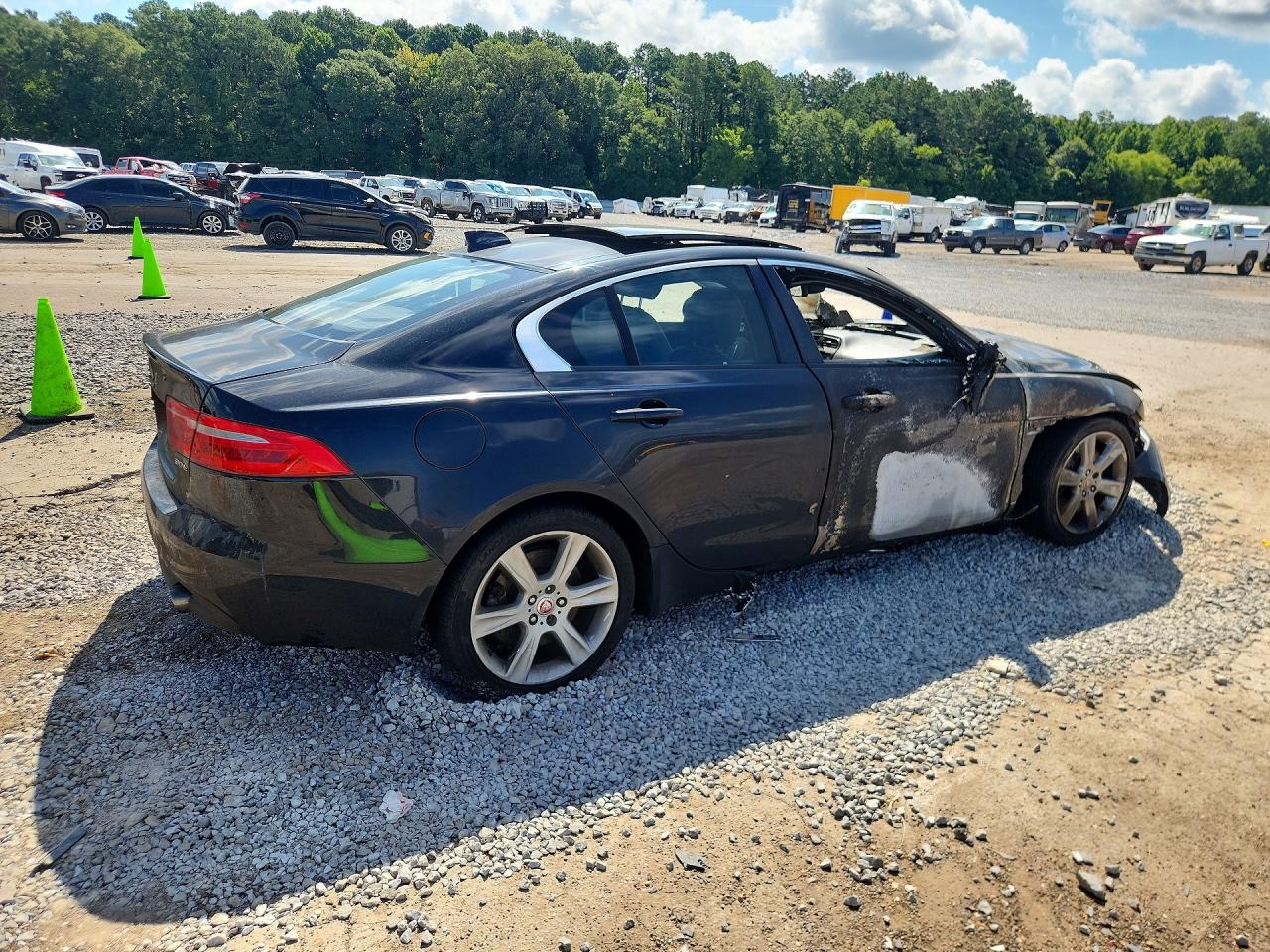 SAJAD4GX7JCP38429 · 2018 JAGUAR XE · 3/12