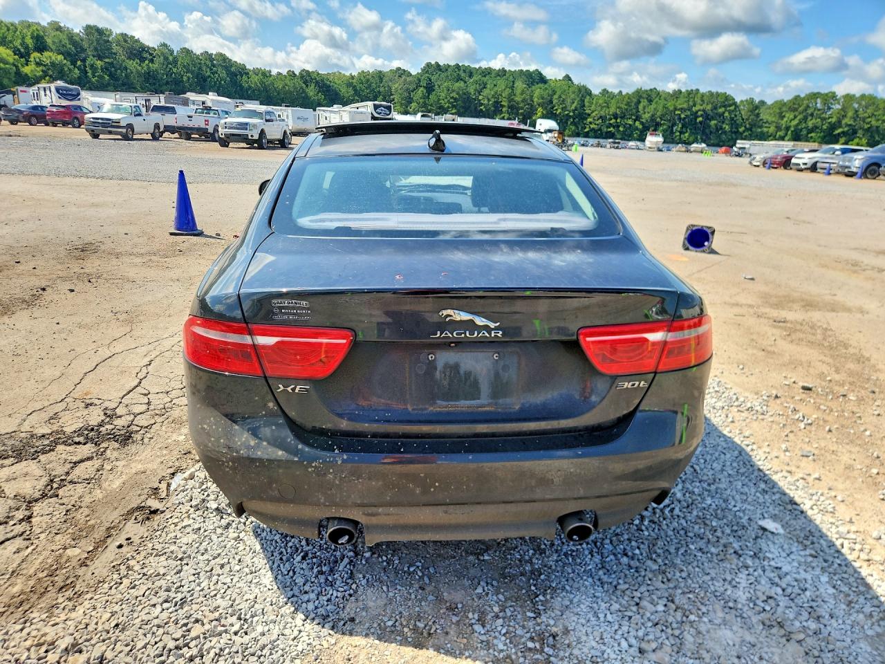 SAJAD4GX7JCP38429 · 2018 JAGUAR XE · 6/12