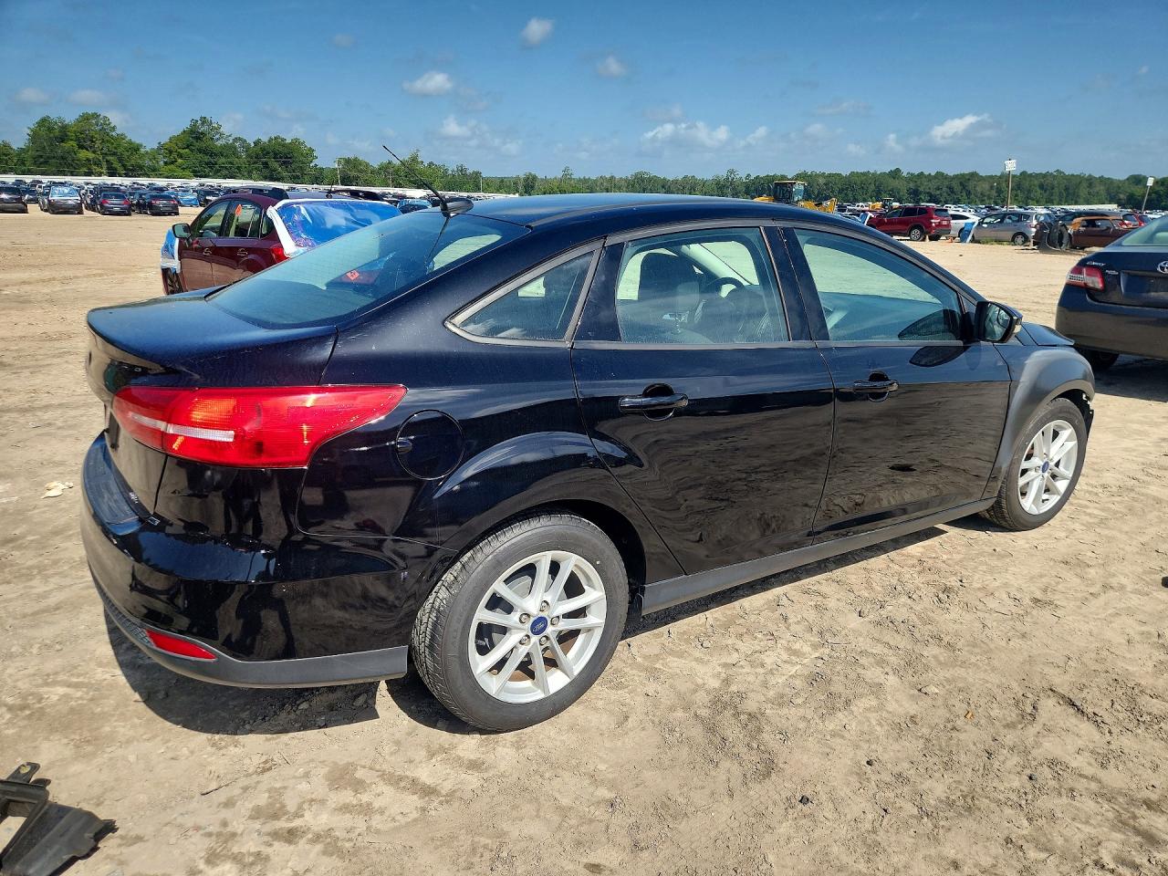 1FADP3F2XHL227767 · 2017 FORD FOCUS · 3/12