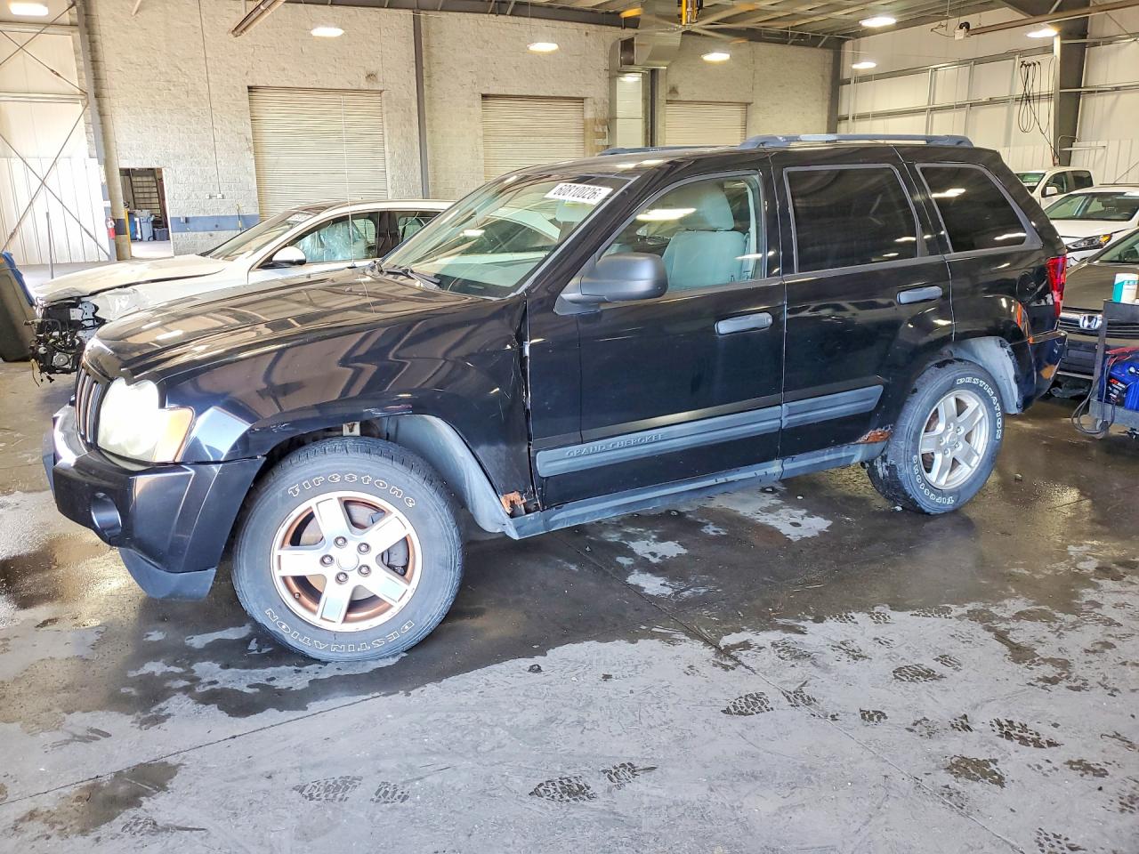 1J4GR48K05C711487 · 2005 JEEP GRAND CHEROKEE