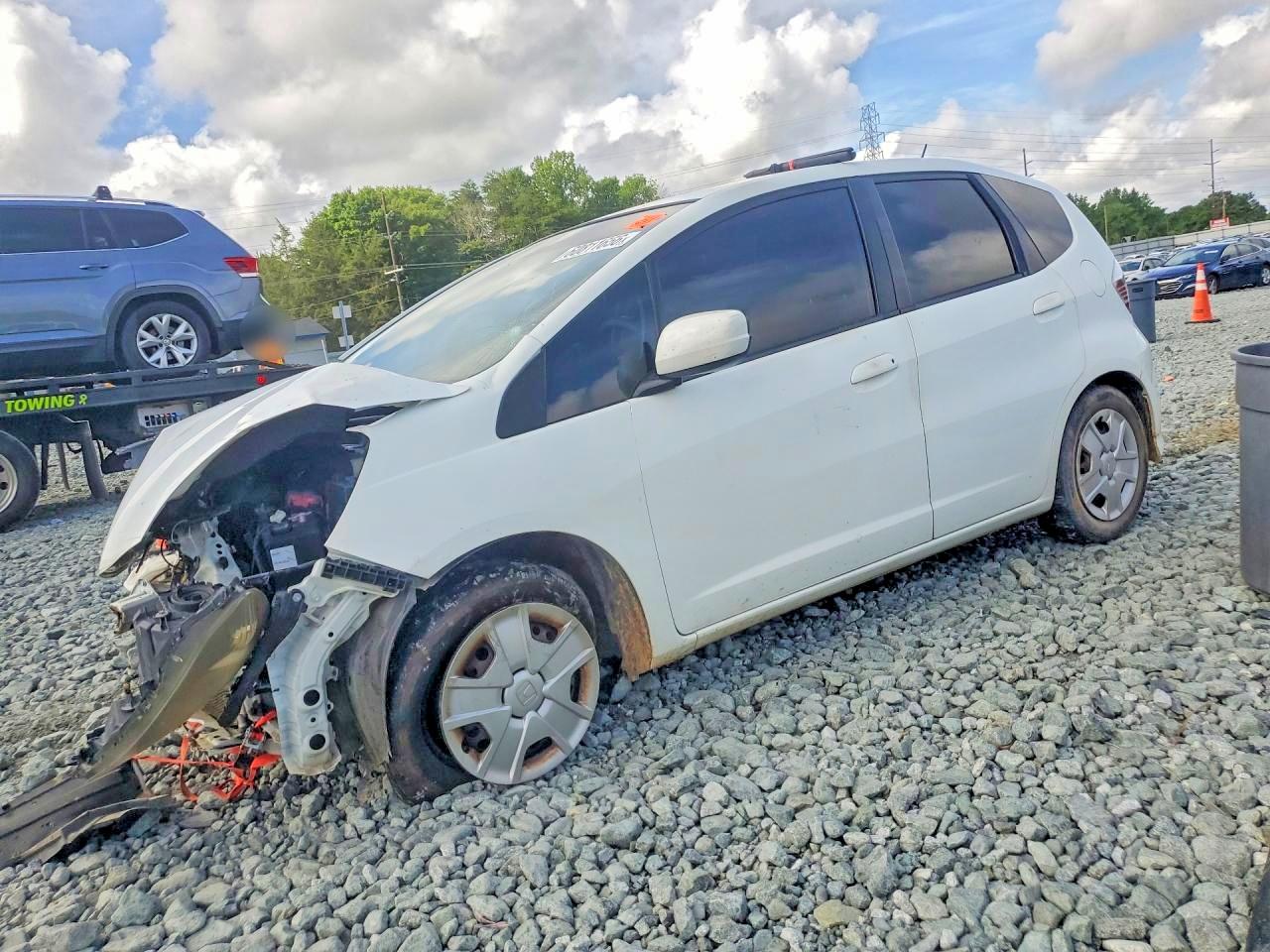 JHMGE8H36DC061613 · 2013 HONDA FIT