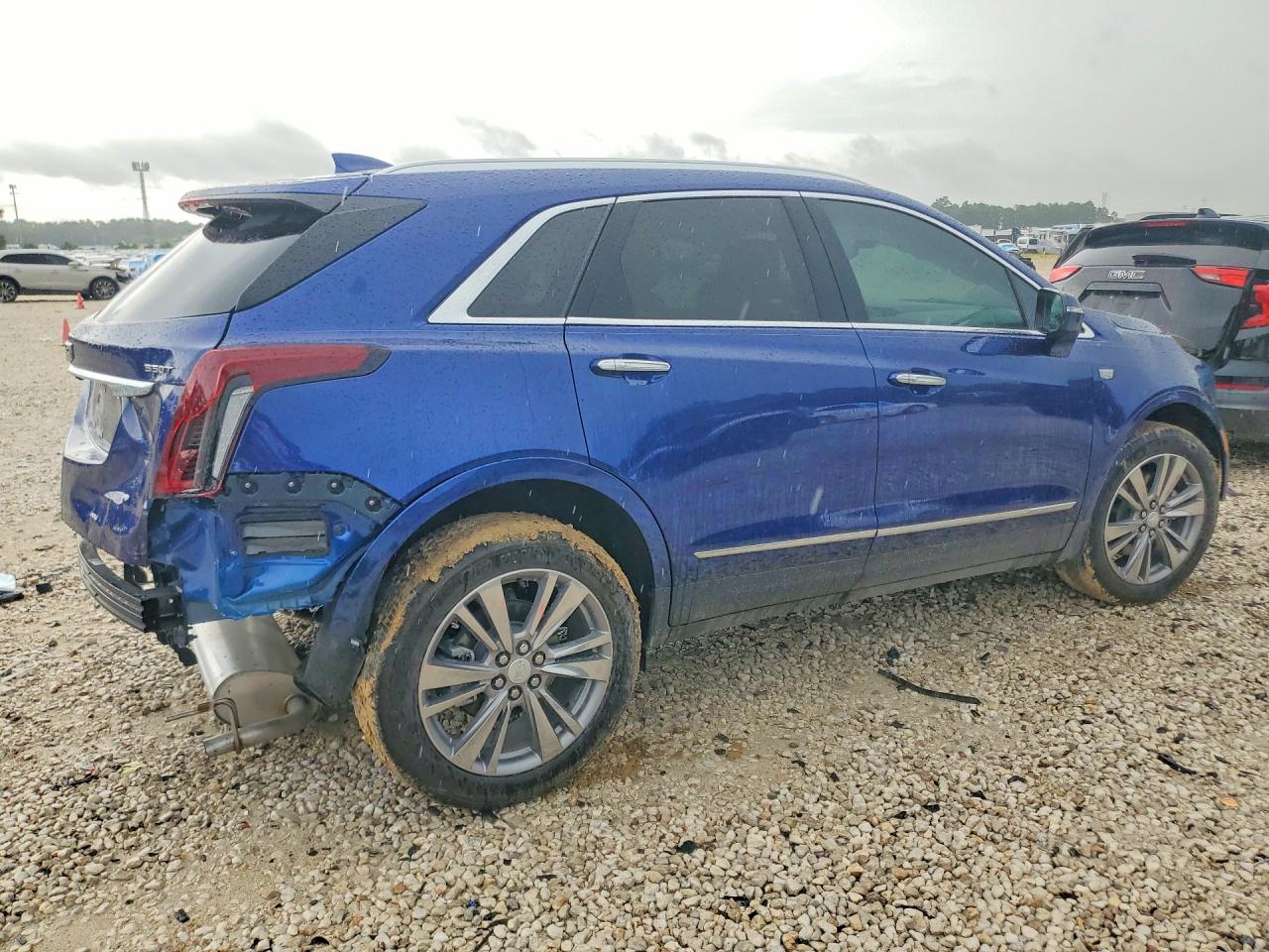 1GYKNCR49TZ105003 · 2026 CADILLAC XT5 · 3/14
