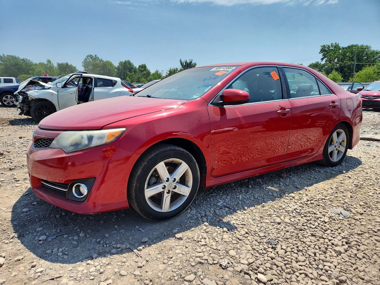 4T1BF1FK4EU832622 · 2014 TOYOTA CAMRY