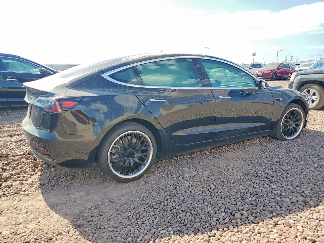 5YJ3E1EA0JF178029 · 2018 TESLA MODEL 3 · 3/12