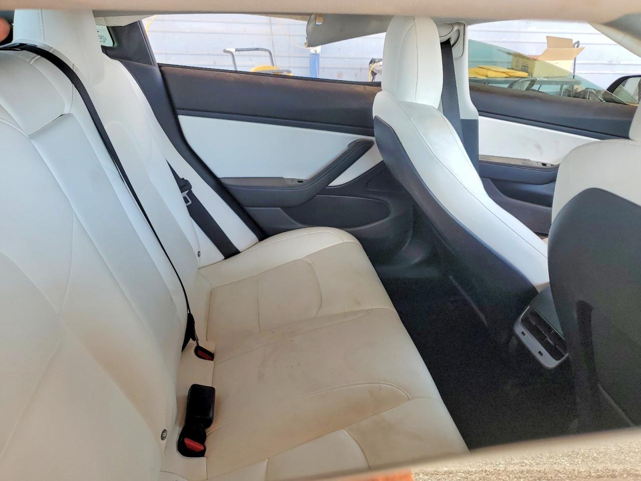 5YJ3E1EA0JF178029 · 2018 TESLA MODEL 3 · 10/12