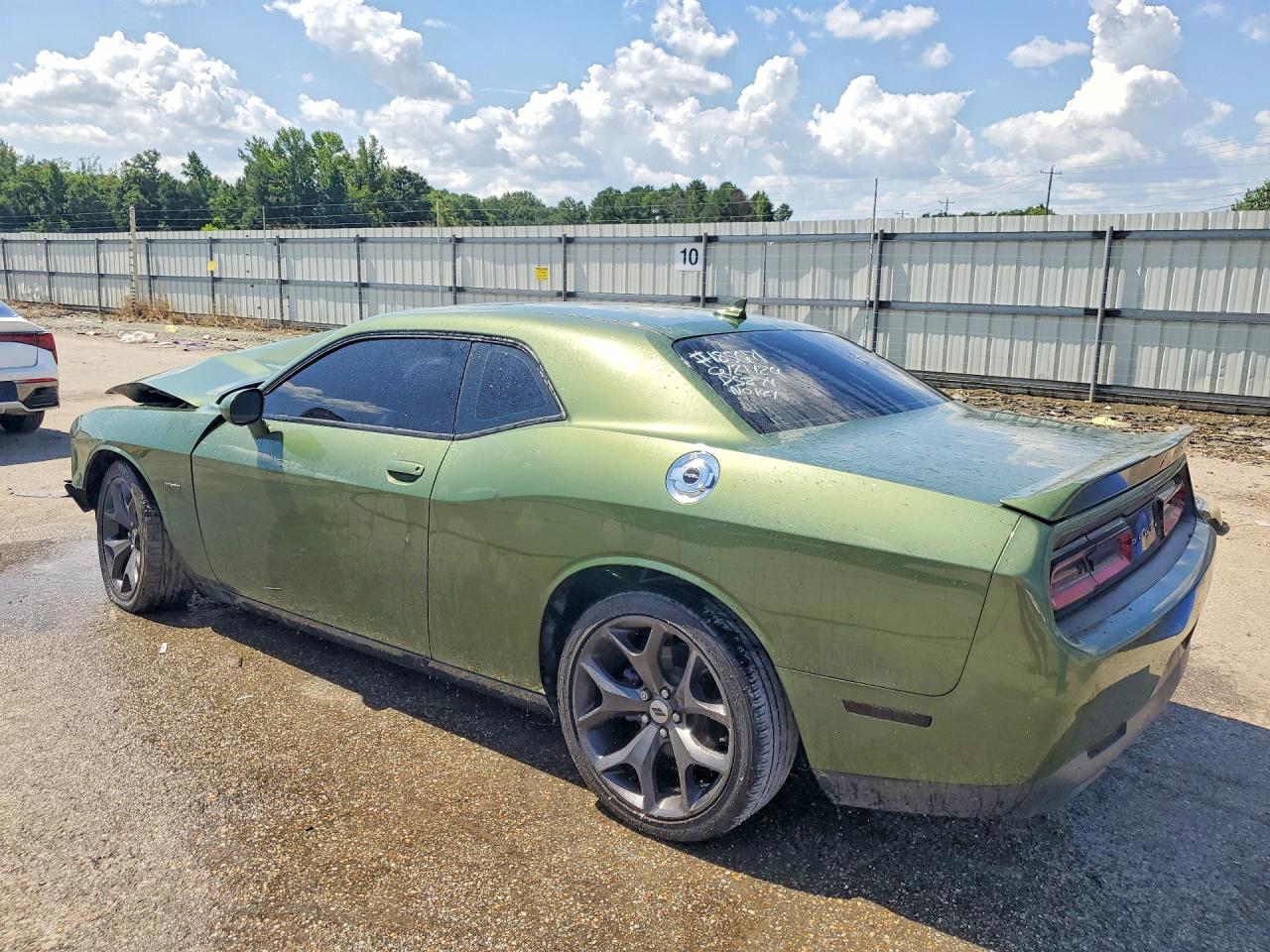 2C3CDZBT9KH545565 · 2019 DODGE CHALLENGER · 2/13