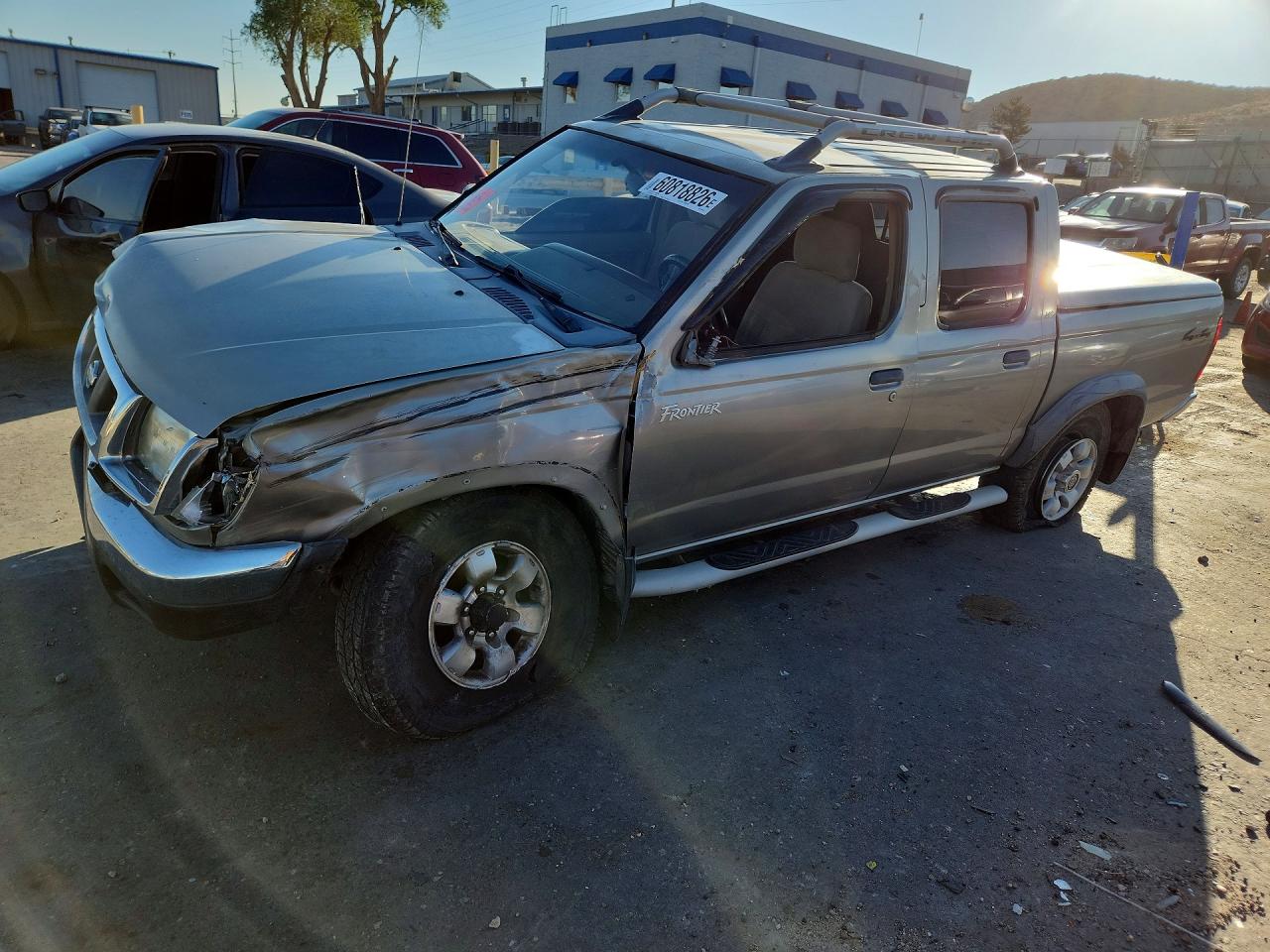 1N6ED27Y9YC394428 · 2000 NISSAN FRONTIER