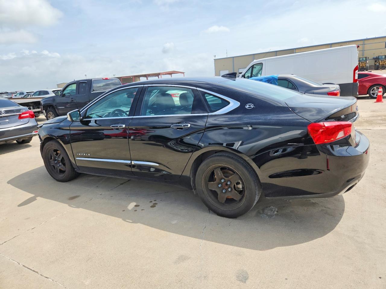 2G1125S33J9141003 · 2018 CHEVROLET IMPALA · 2/12
