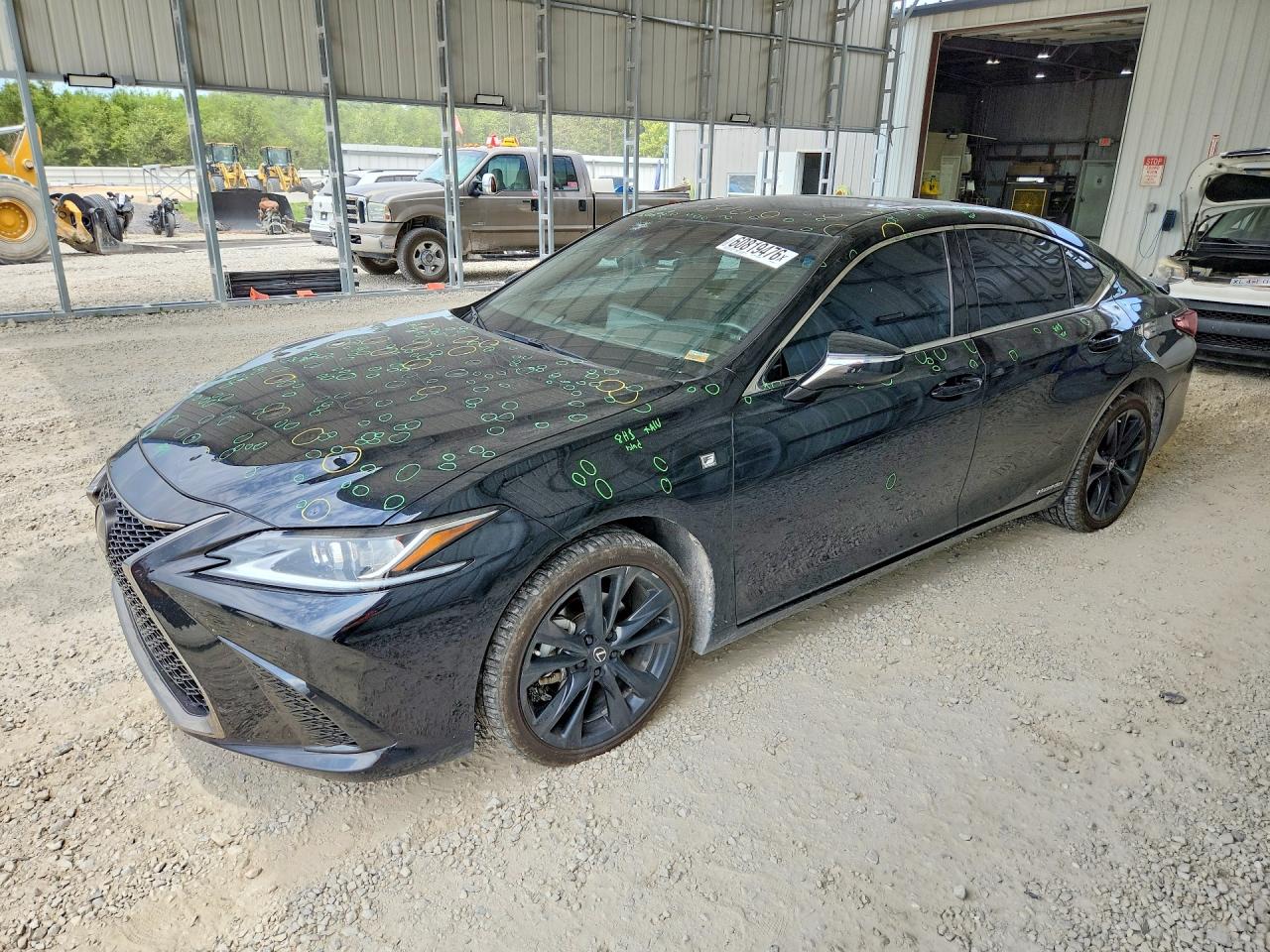 58AGA1C19NU023013 · 2022 LEXUS ES 300H