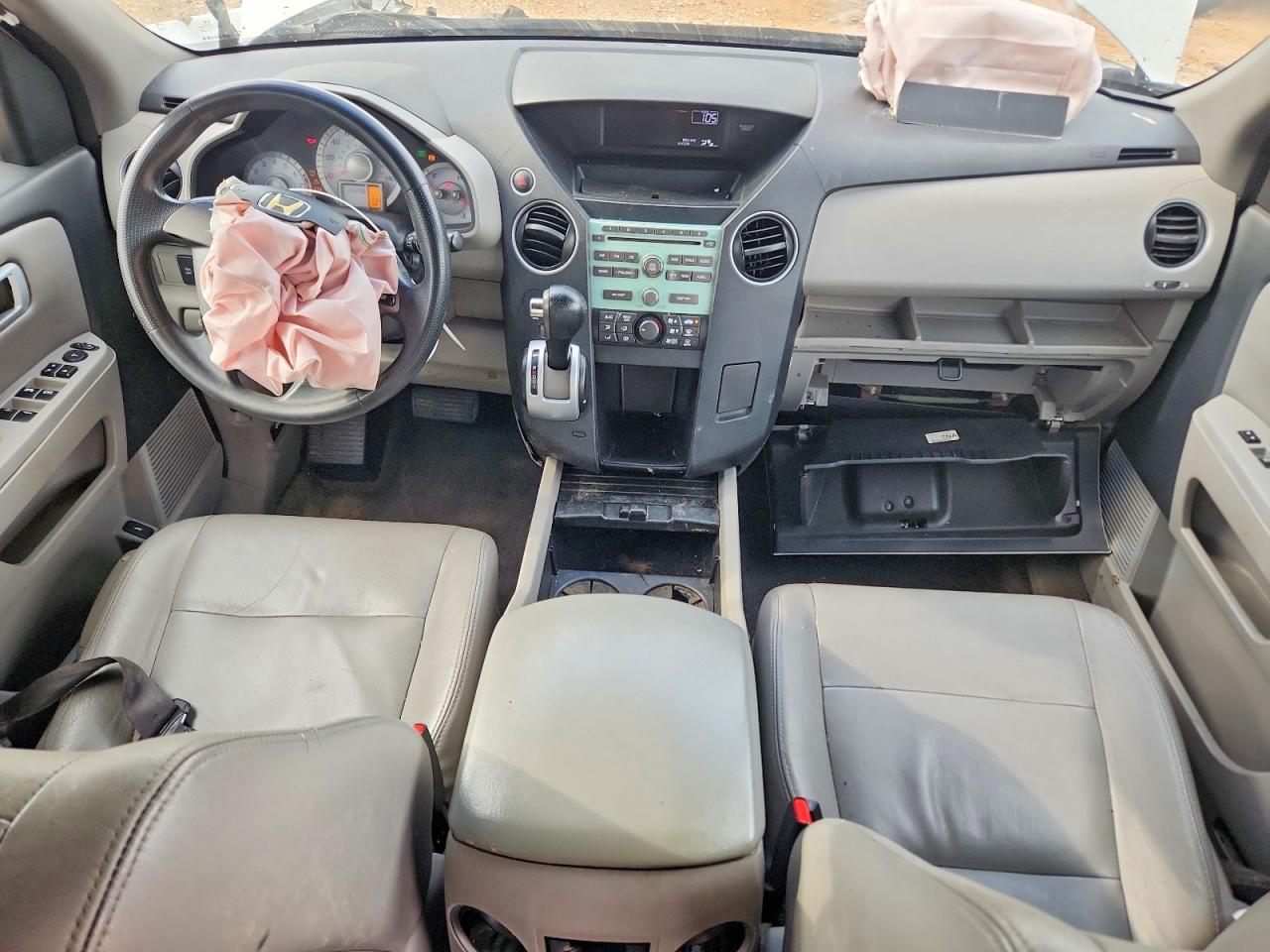 5FNYF3H22BB025897 · 2011 HONDA PILOT · 8/14