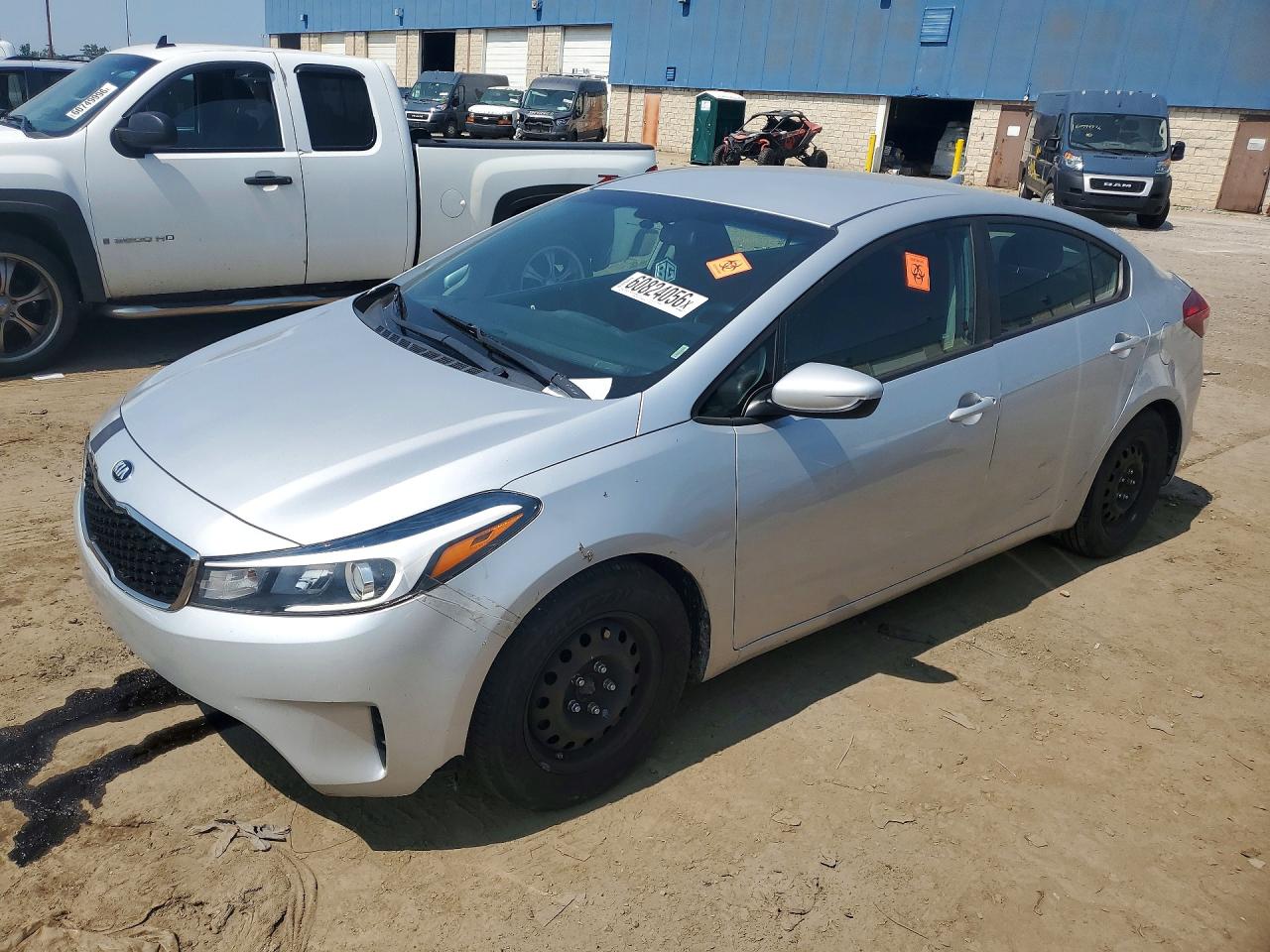 3KPFK4A70HE027581 · 2017 KIA FORTE