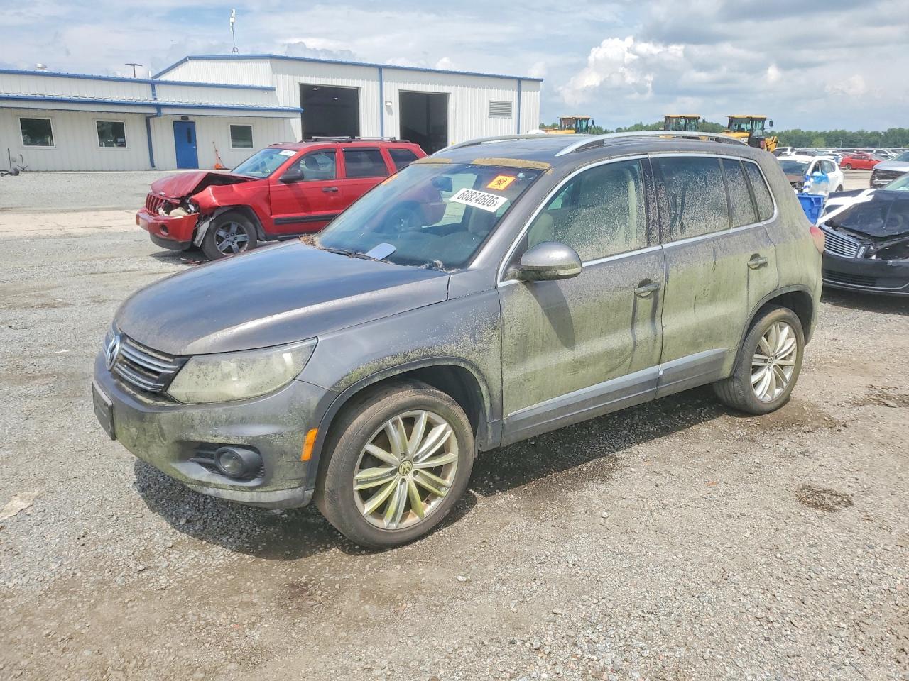 WVGAV7AX0CW003956 · 2012 VOLKSWAGEN TIGUAN