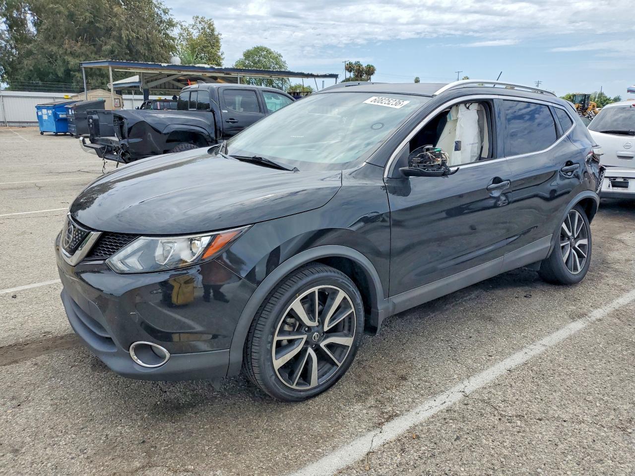 JN1BJ1CP6JW184687 · 2018 NISSAN ROGUE SPORT