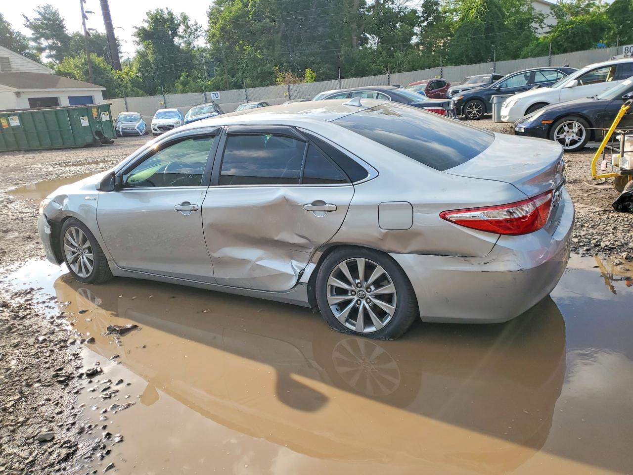 4T1BD1FK2HU228450 · 2017 TOYOTA CAMRY HYBRID · 2/12