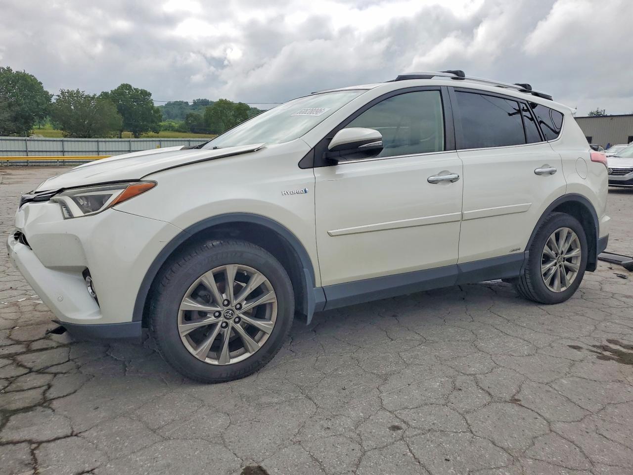JTMDJREV4HD126129 · 2017 TOYOTA RAV4 HV