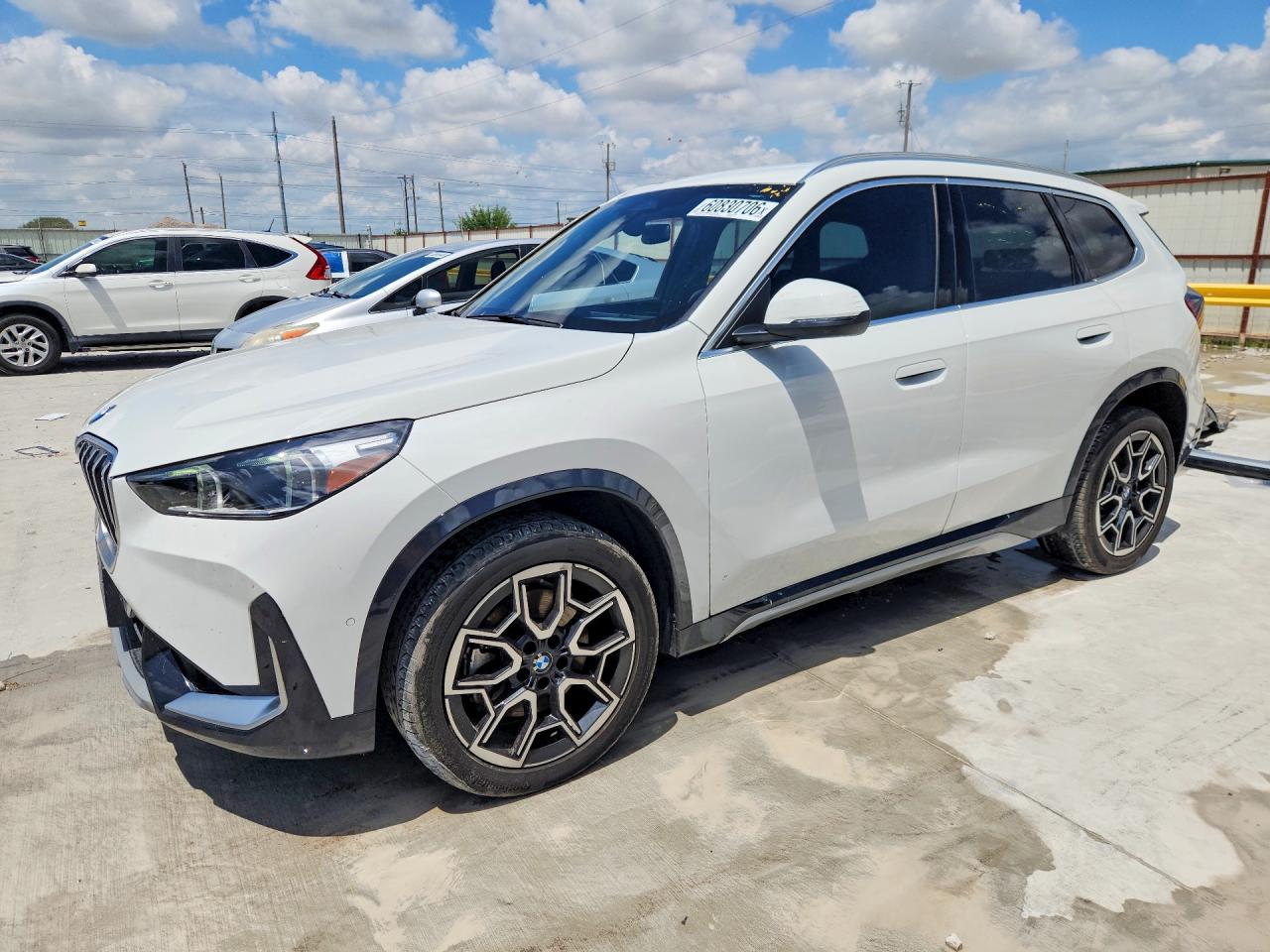 WBX73EF03S5090165 · 2025 BMW X1