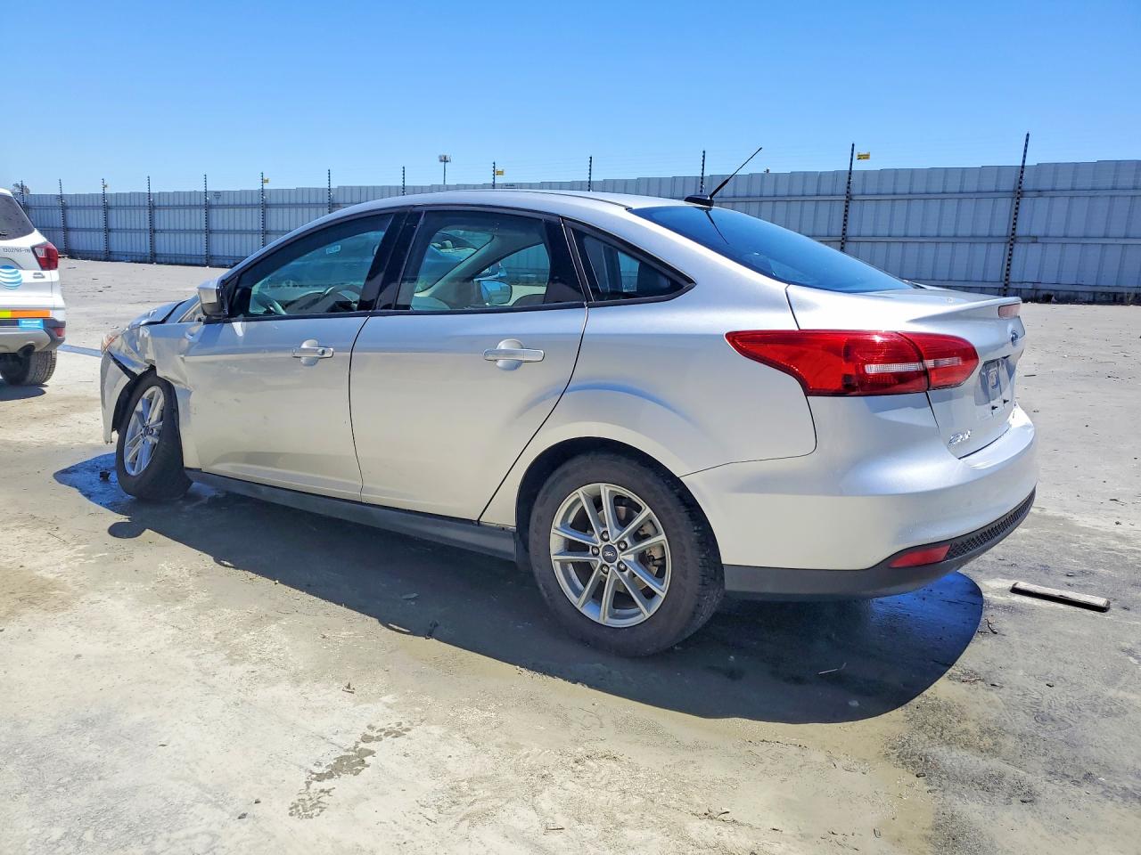 1FADP3FE2JL313543 · 2018 FORD FOCUS · 2/12