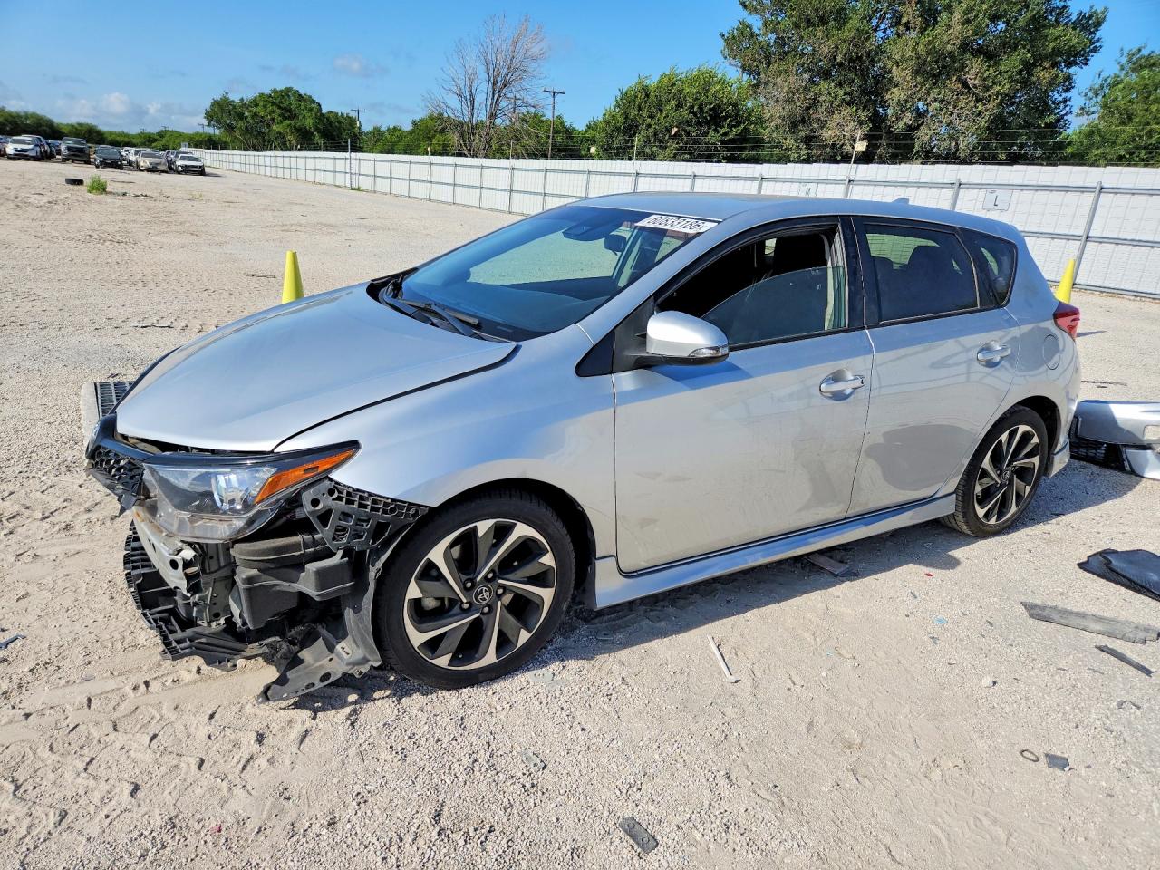 JTNKARJE3JJ572806 · 2018 TOYOTA COROLLA IM
