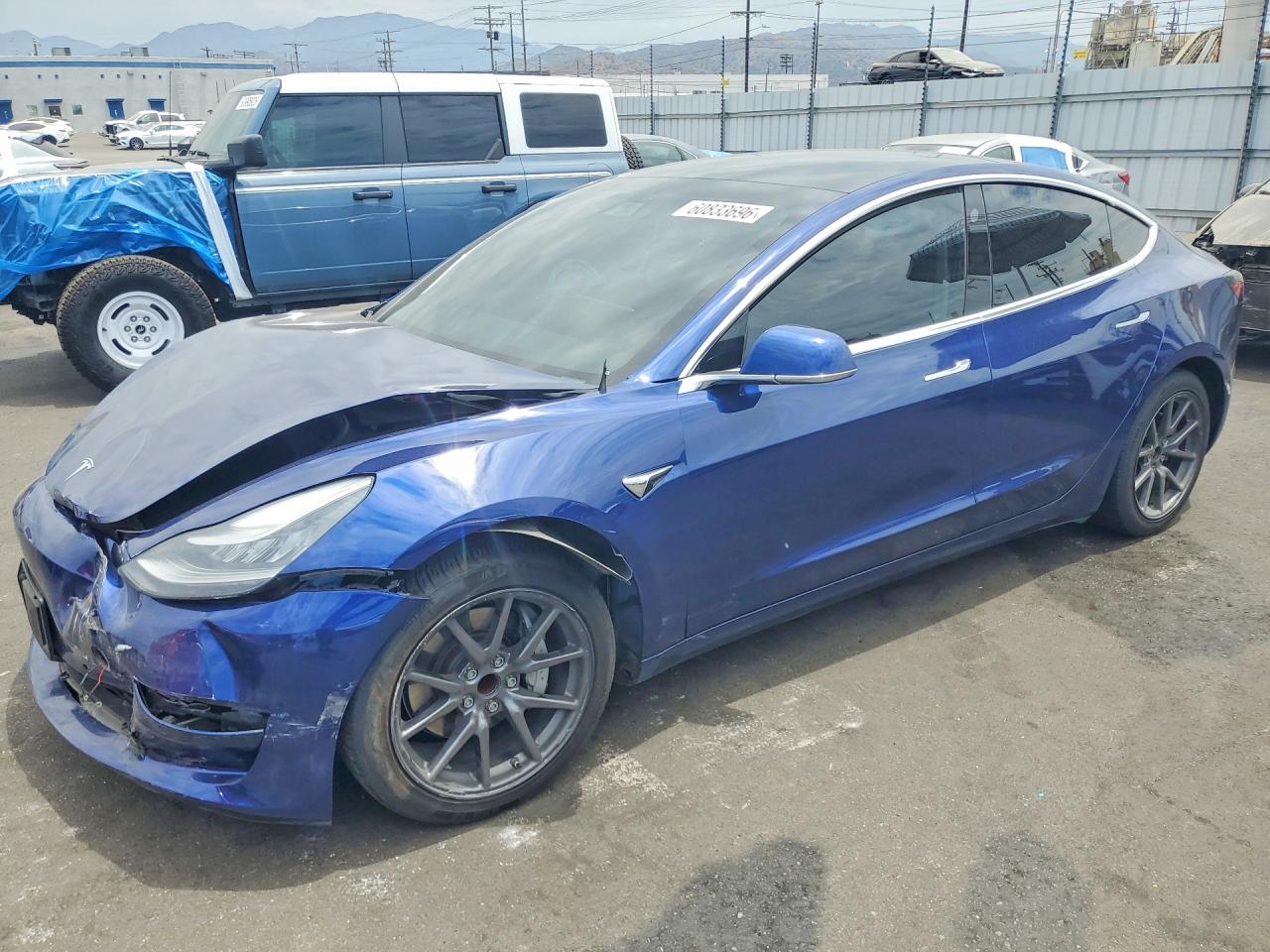5YJ3E1EA3LF803753 · 2020 TESLA MODEL 3
