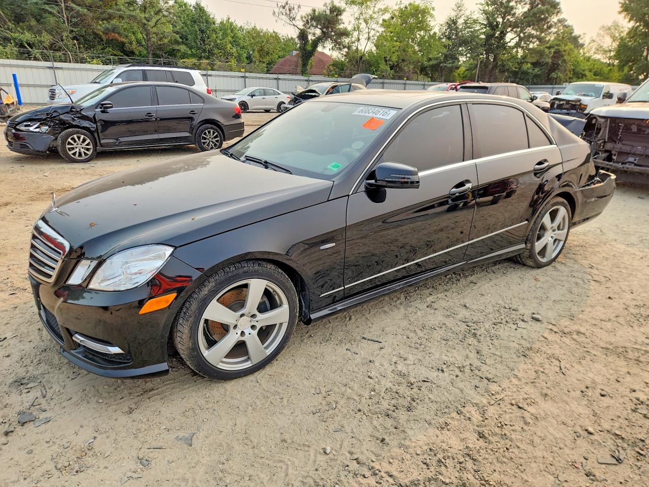 WDDHF5KB7CA585208 · 2012 MERCEDES-BENZ E