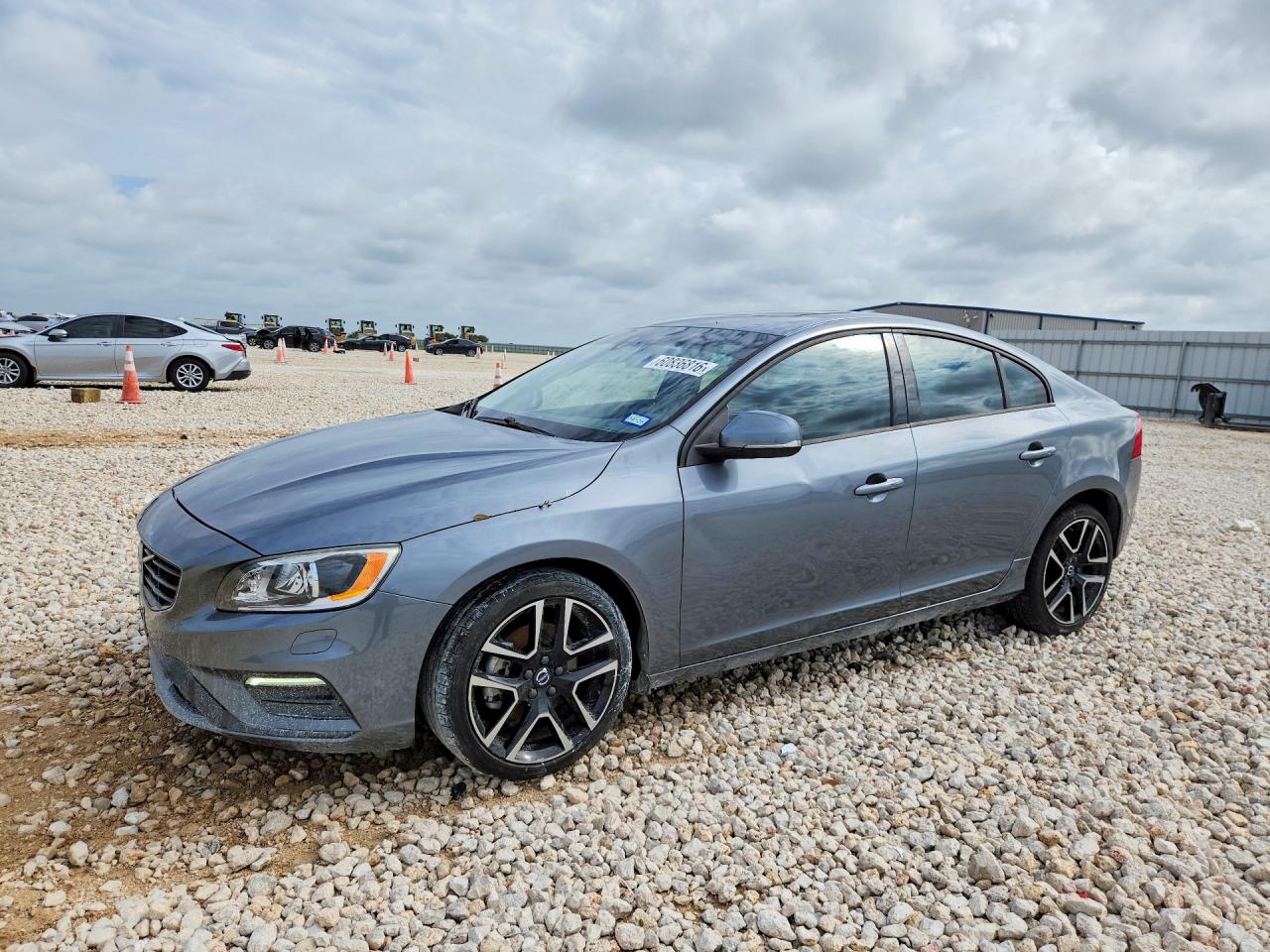 YV126MFL8H2438906 · 2017 VOLVO S60