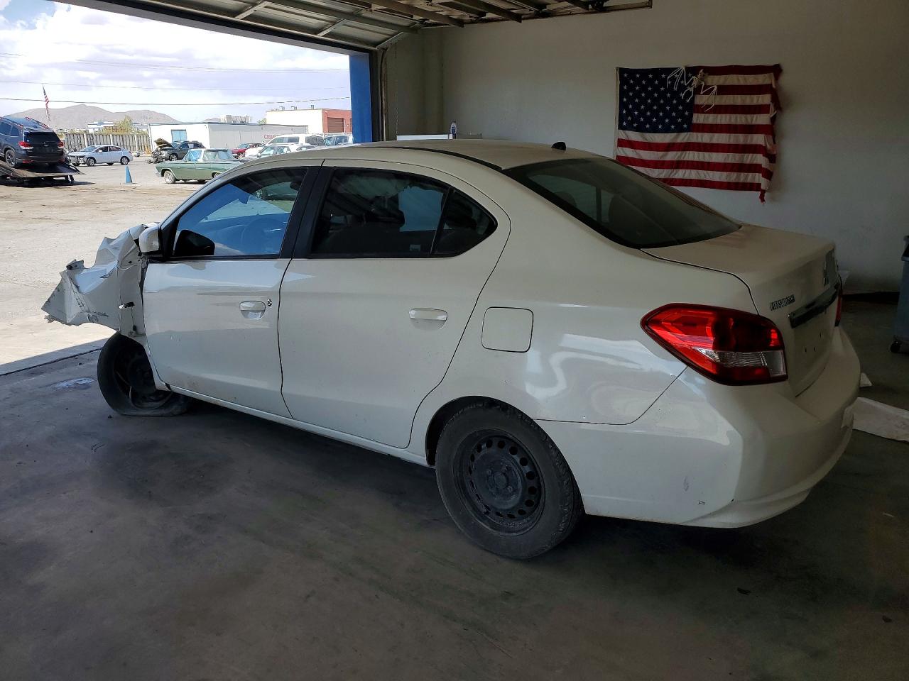 ML32F3FJ3JHF09324 · 2018 MITSUBISHI MIRAGE · 2/12
