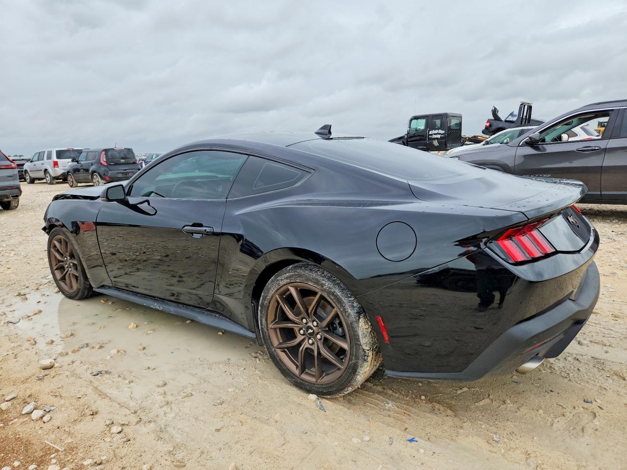 1FA6P8TH0R5114477 · 2024 FORD MUSTANG · 2/12