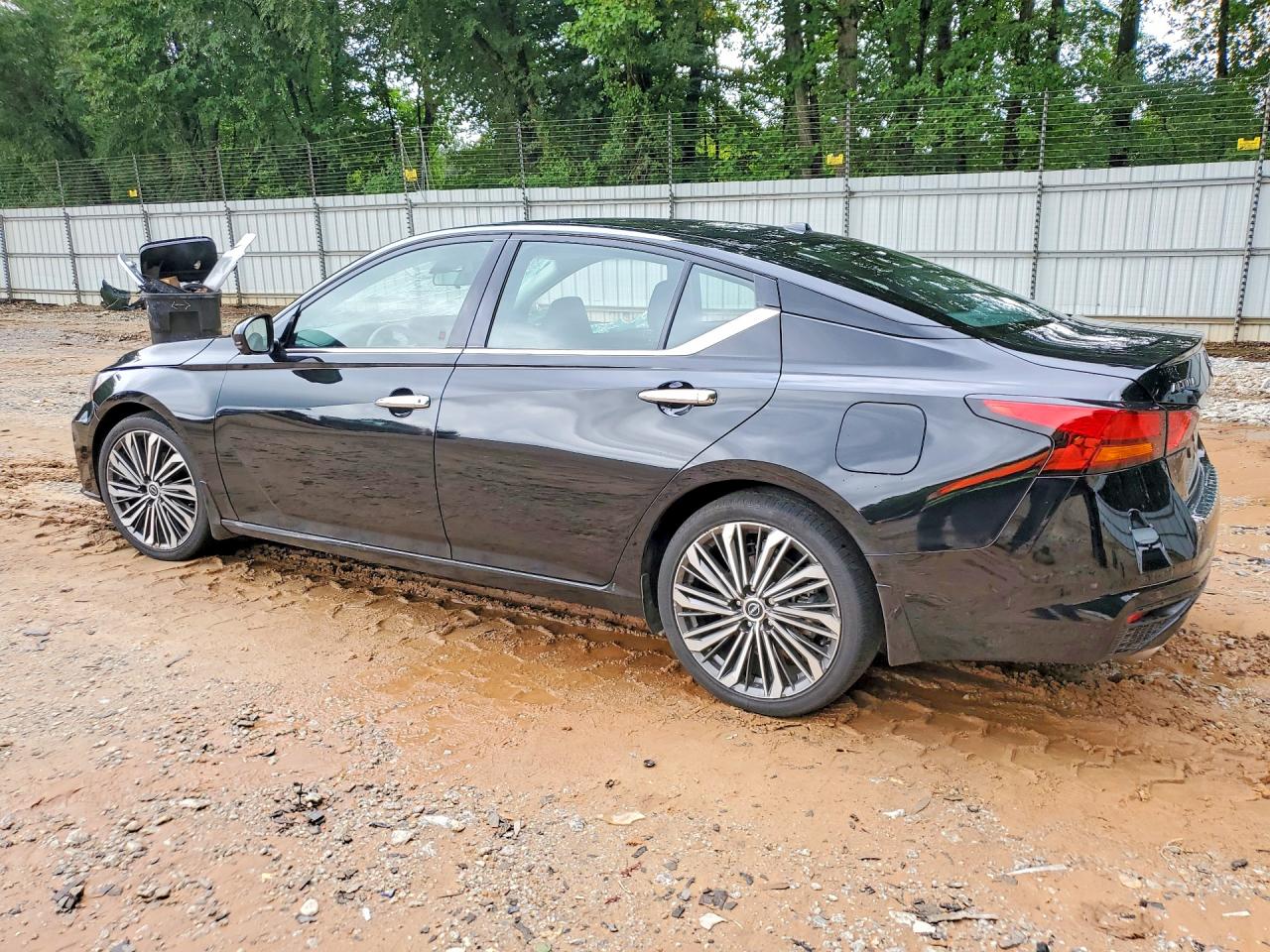 1N4BL4EV1PN330633 · 2023 NISSAN ALTIMA · 2/12