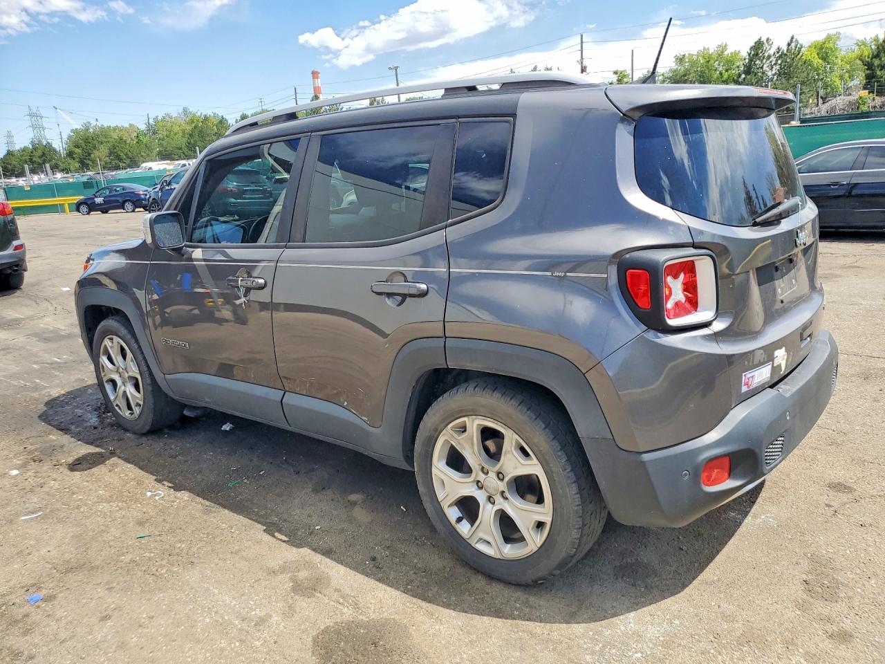 ZACCJADB6JPG68585 · 2018 JEEP RENEGADE · 2/13