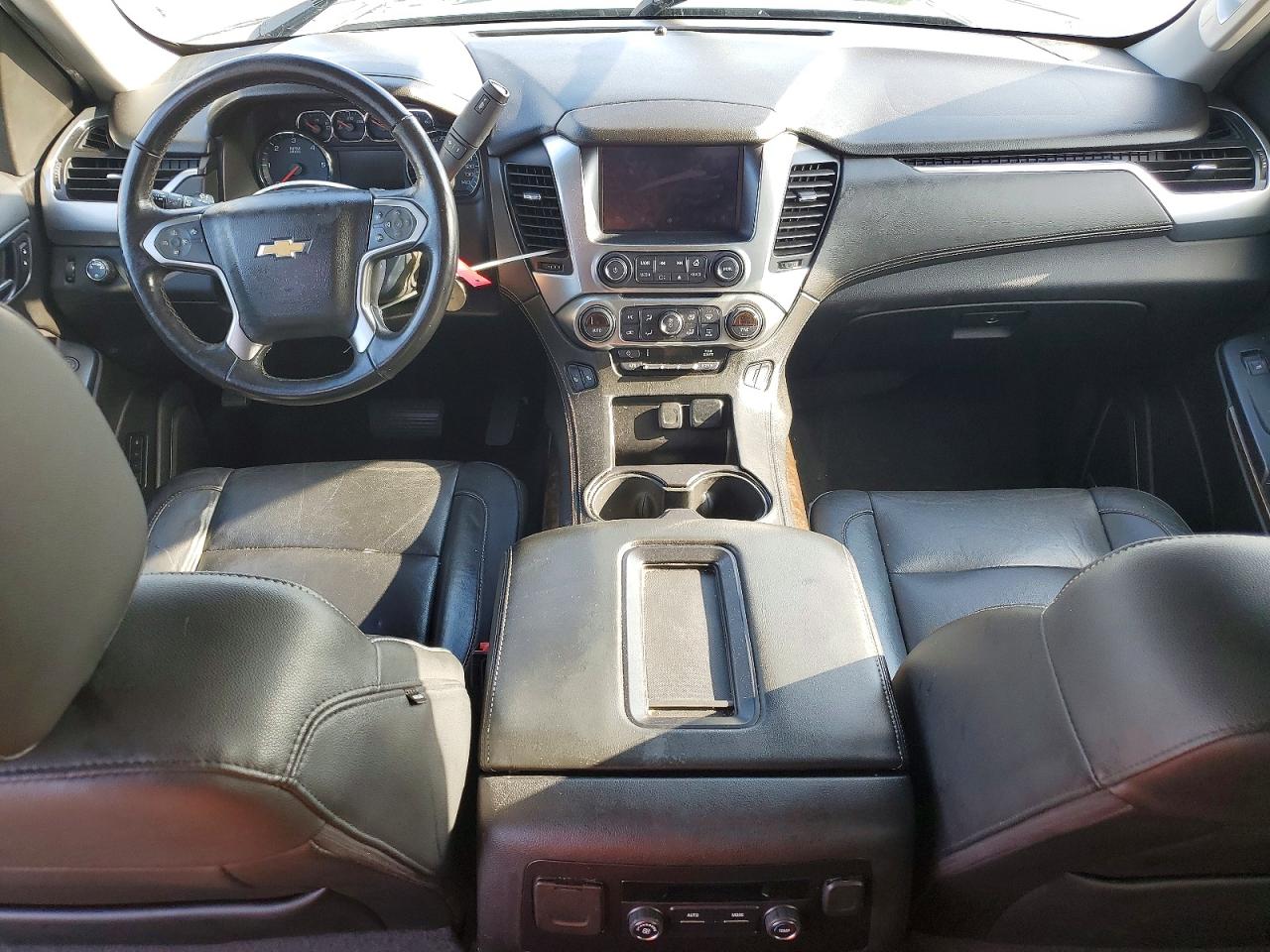 1GNSCBKC1KR399705 · 2019 CHEVROLET TAHOE · 8/13