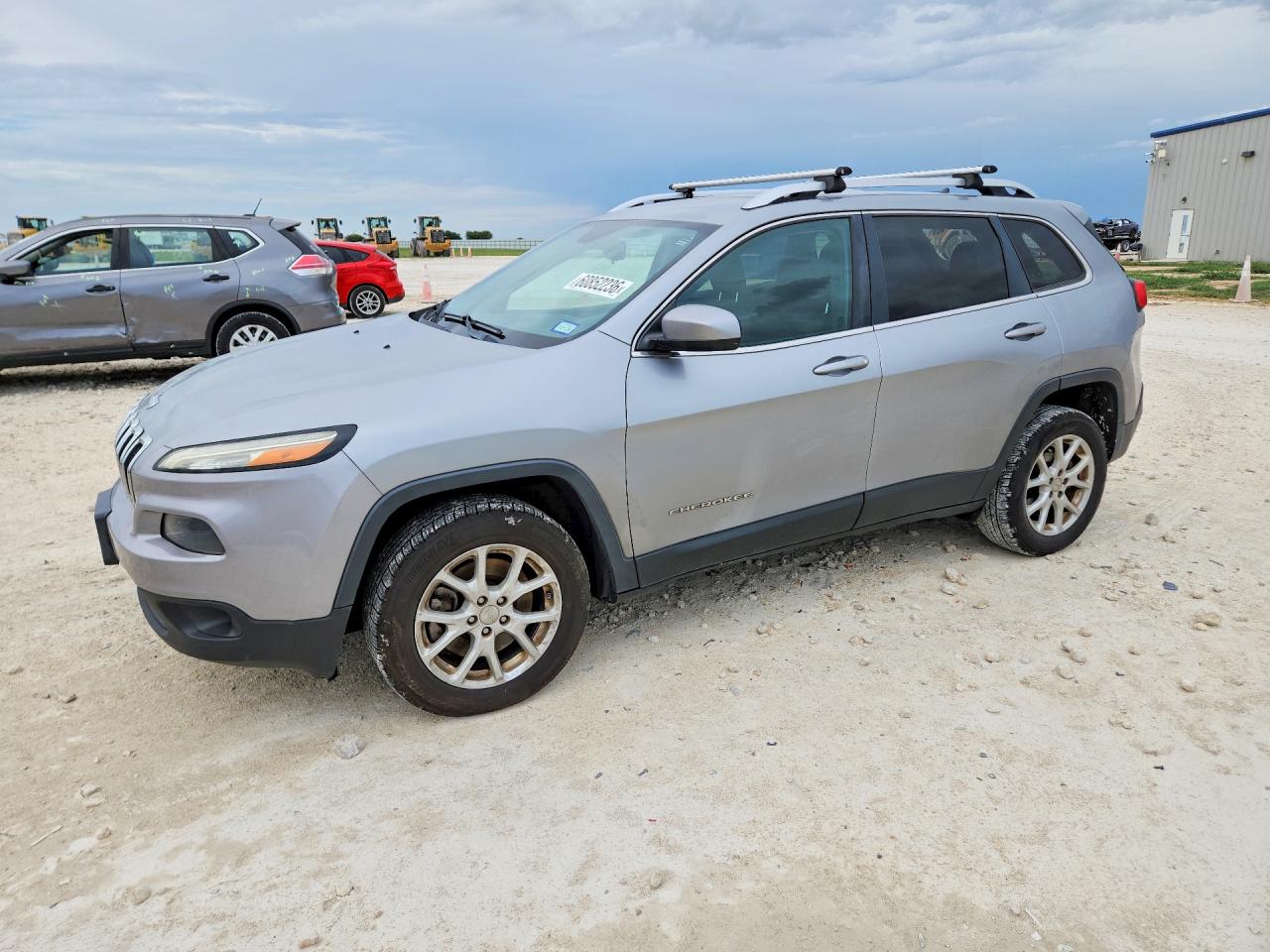 1C4PJLCB7GW209530 · 2016 JEEP CHEROKEE
