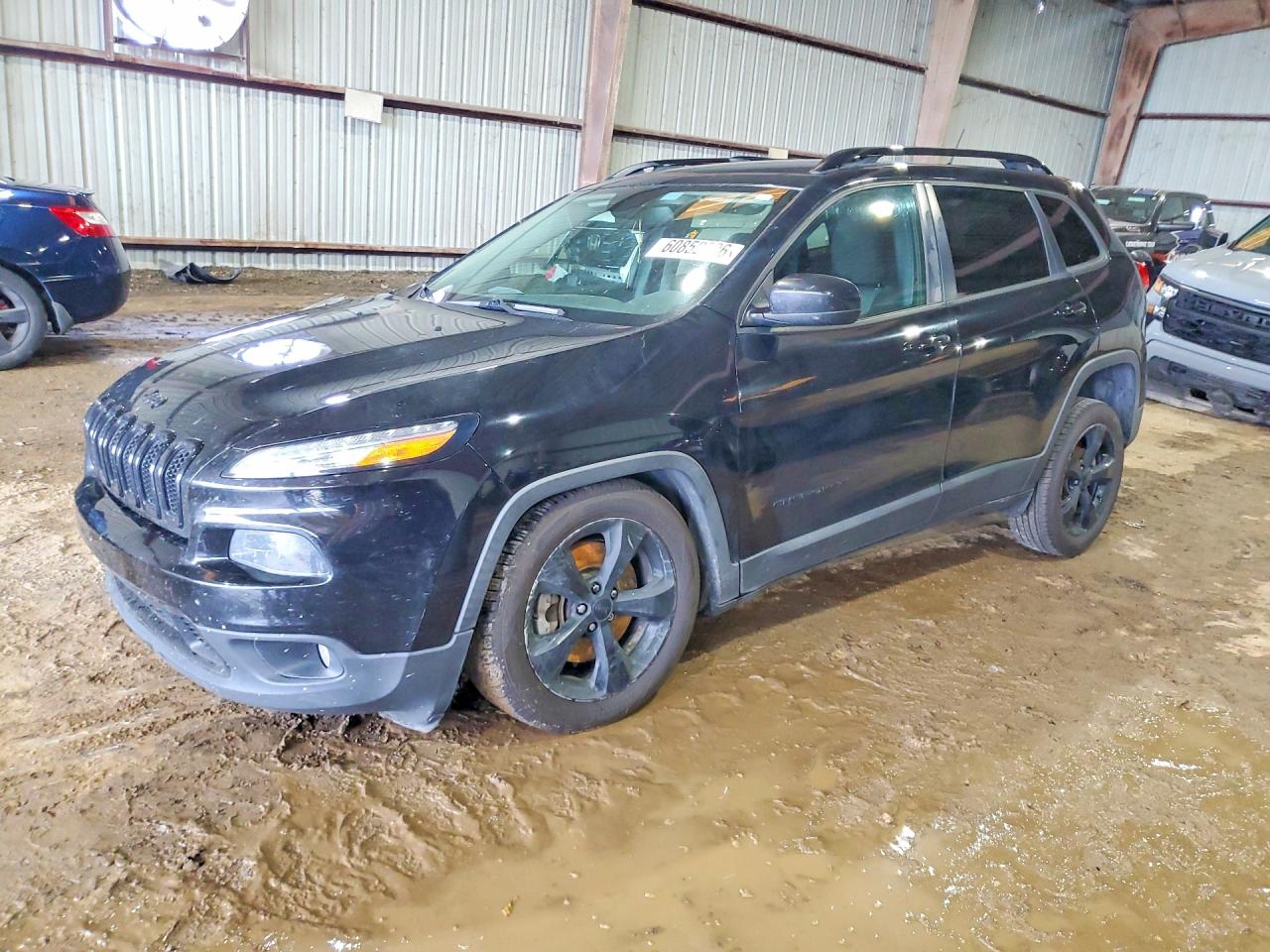 1C4PJLCB7JD557458 · 2018 JEEP CHEROKEE